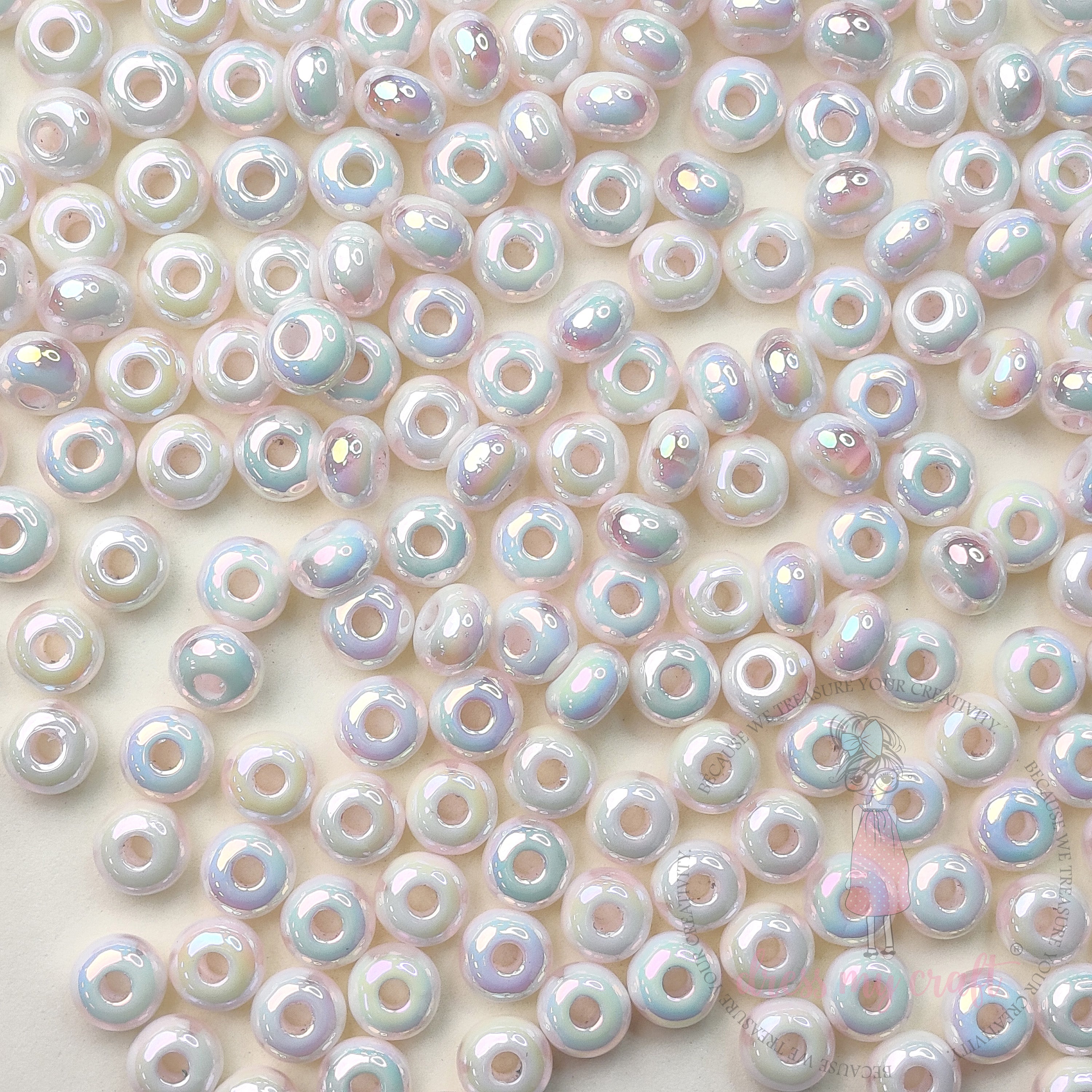 Pastel Holographic White Donut Beads - 15 Pcs