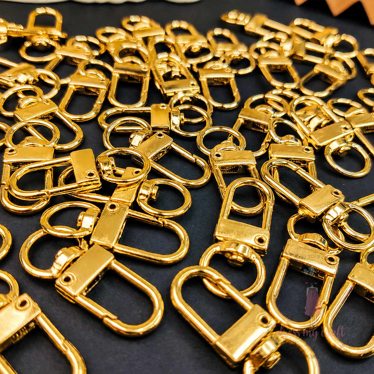 Lobster Claw Clasps - Golden