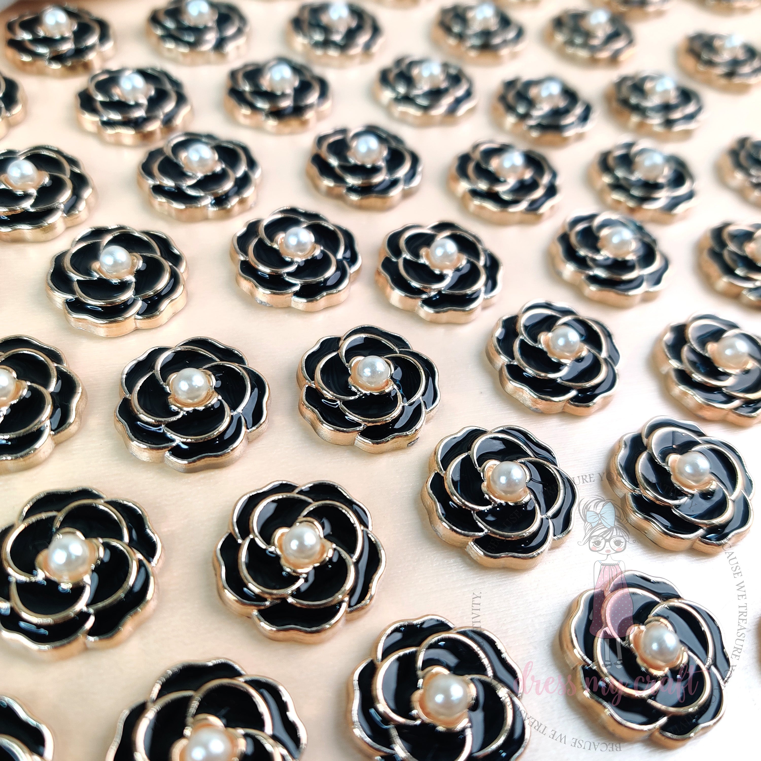 Classic Rose Flat Back Charms – Black