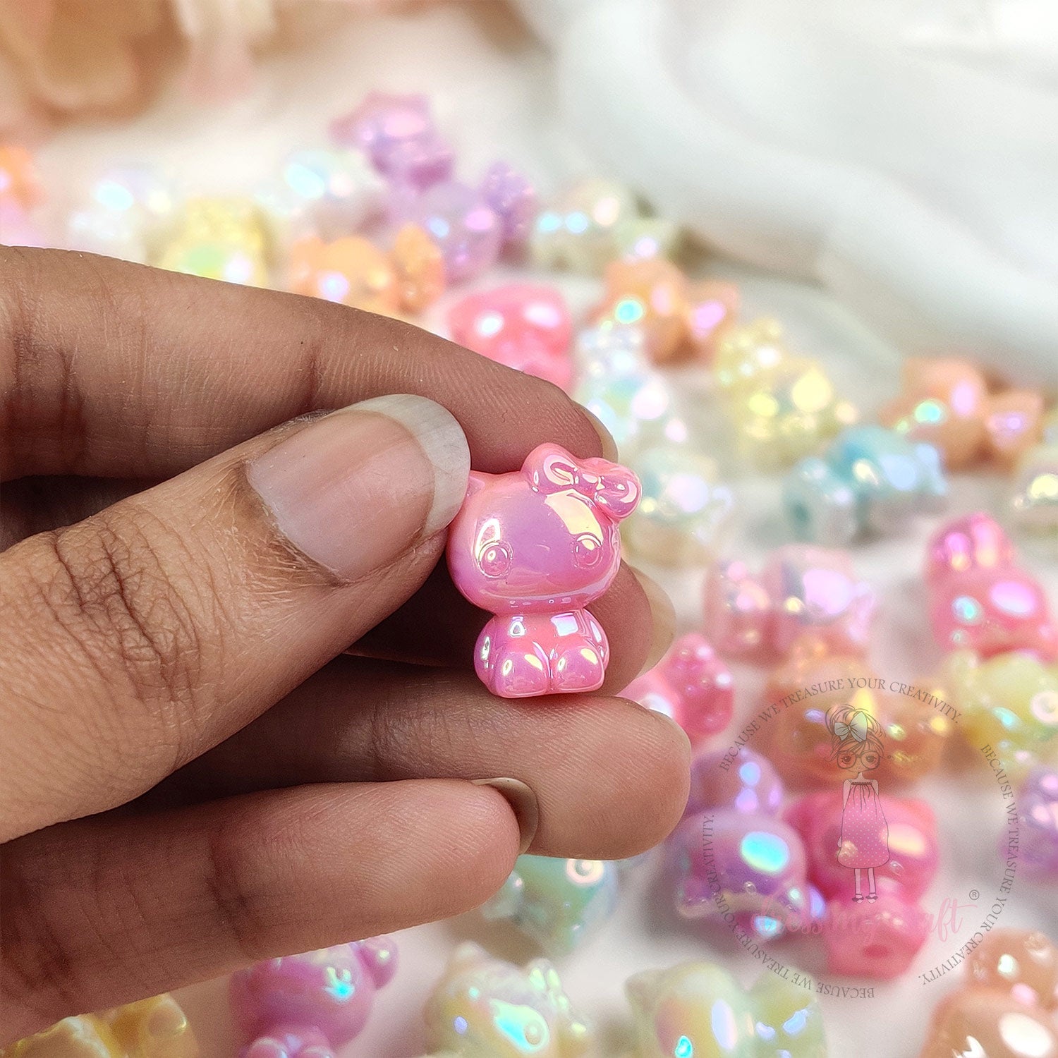 Pearl Shine Kitty Beads