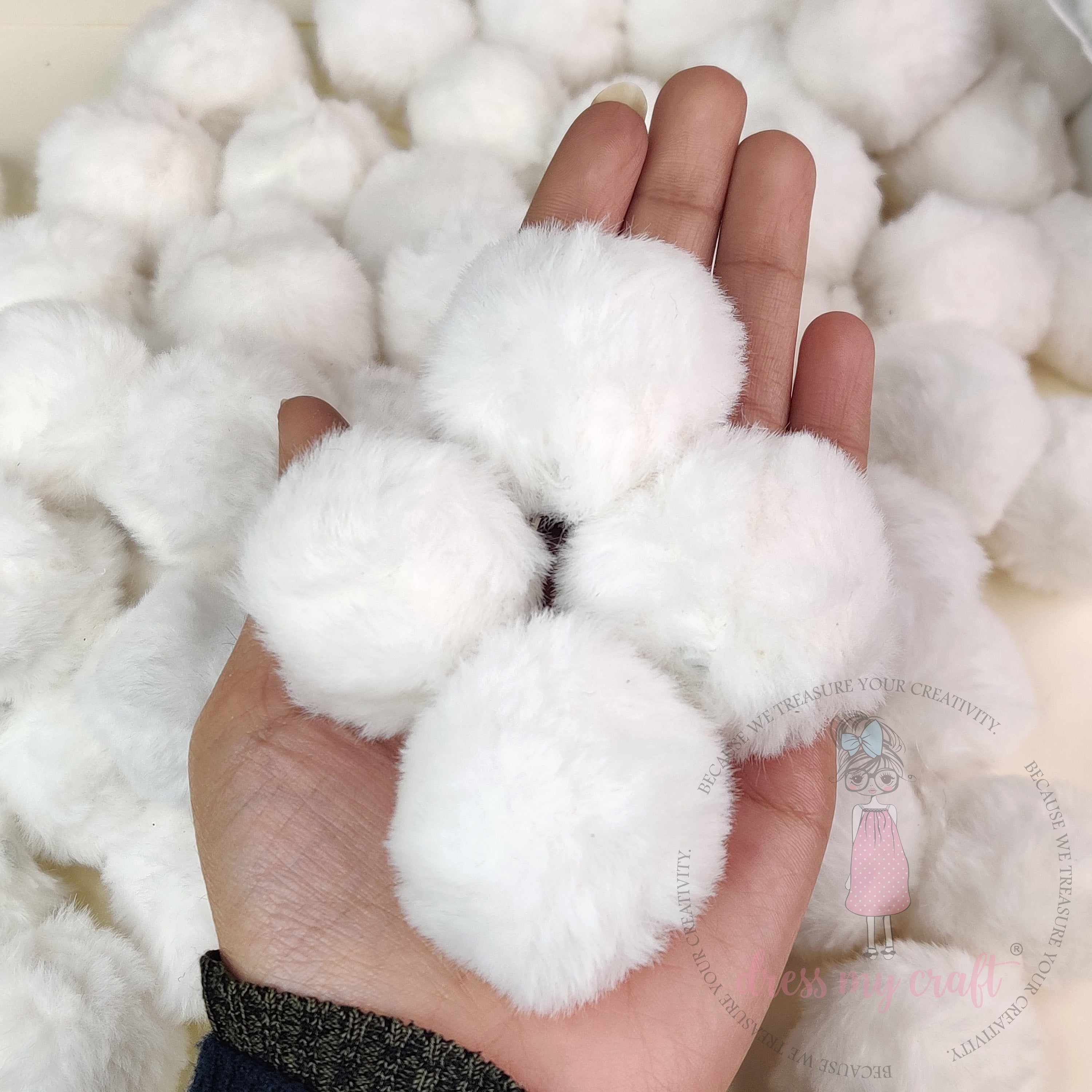 Snow White Pom Poms With Loop - Big