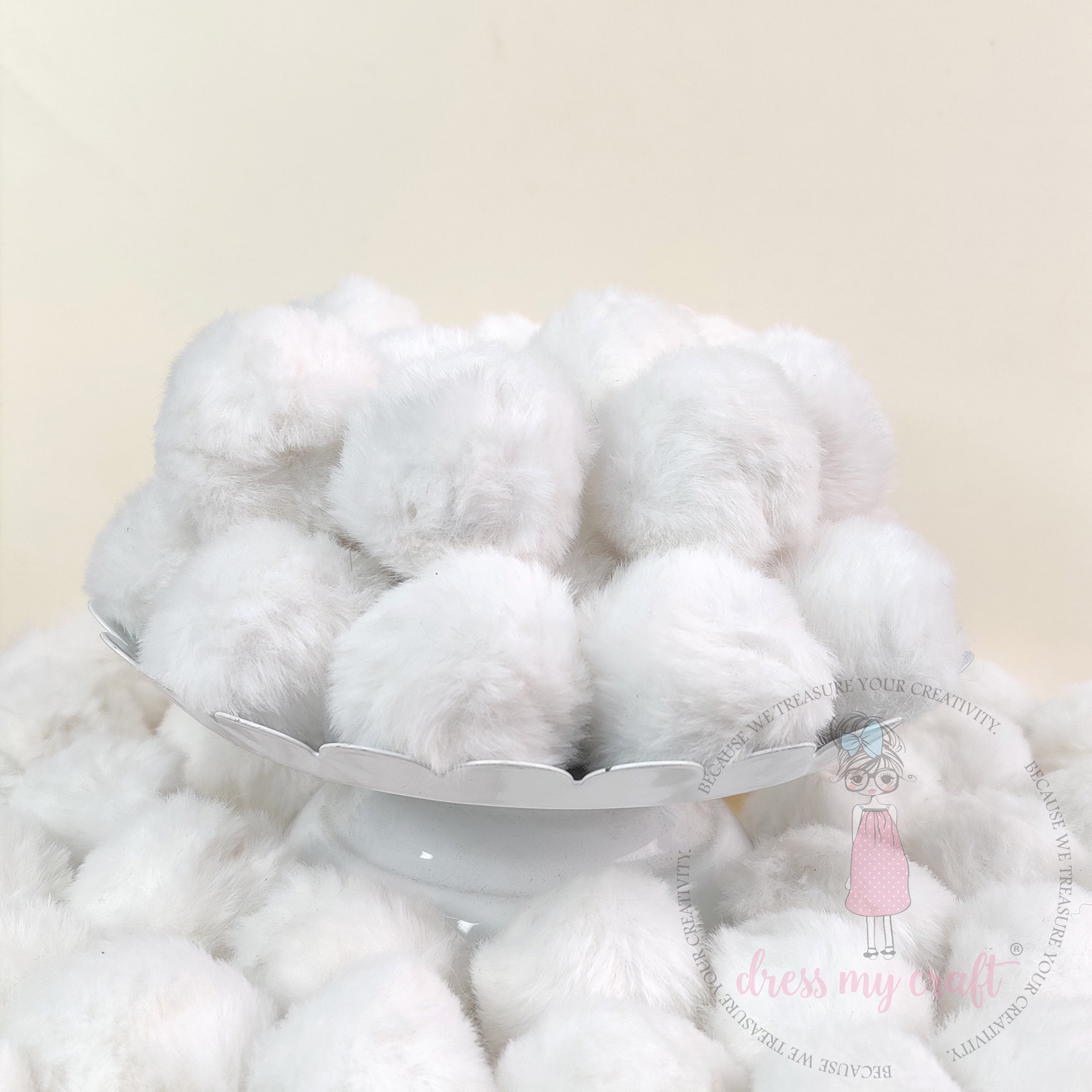 Snow White Pom Poms With Loop - Big