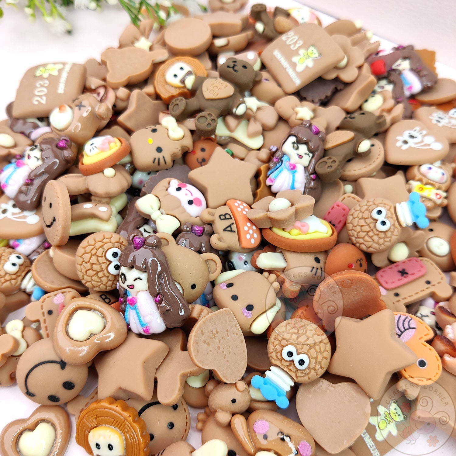 Brown Family - Mix Flatback Cabochons Pack (20g)