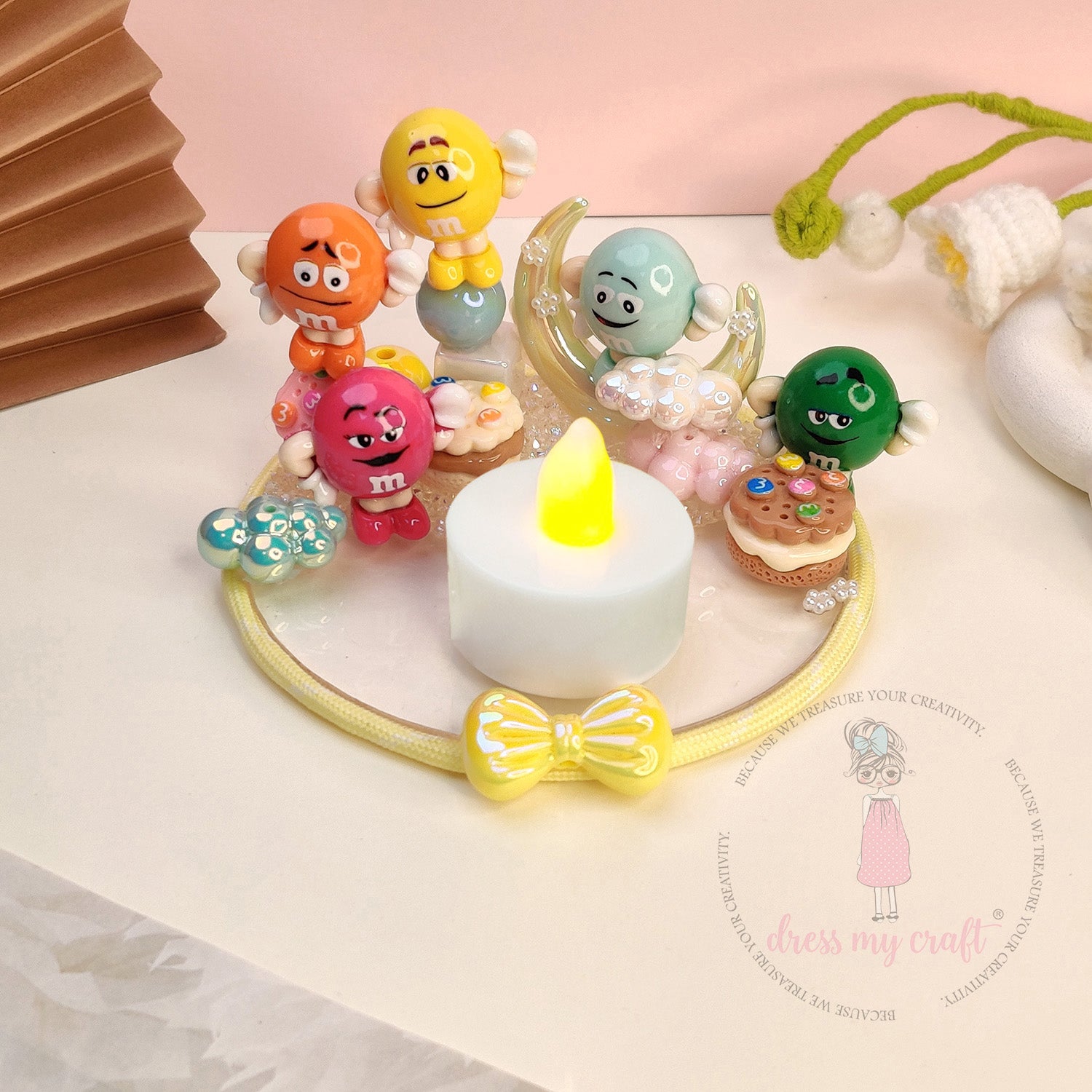 Holographic Acrylic Square Beads - Ivory