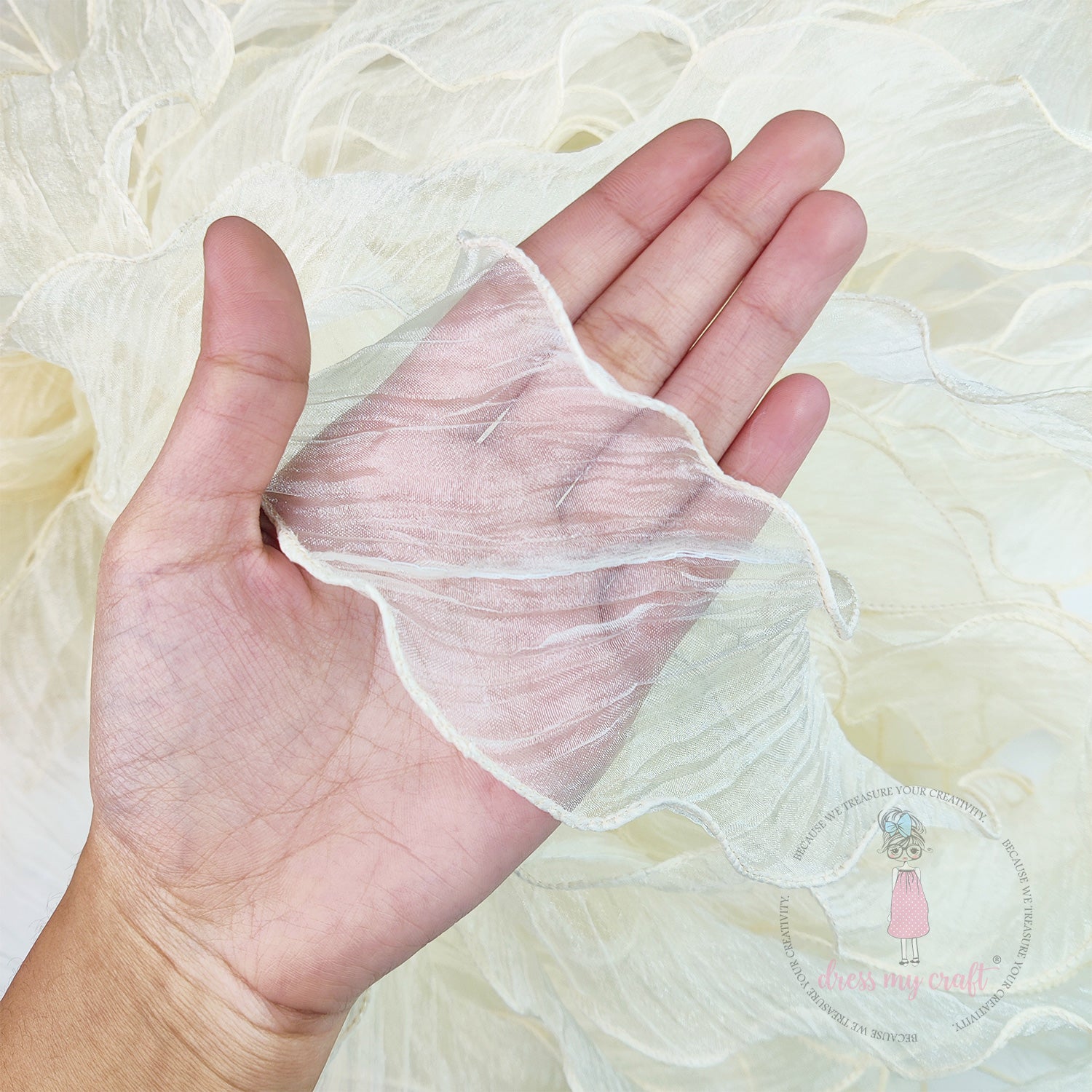 Crushed Tissue Ribbon - Ivory