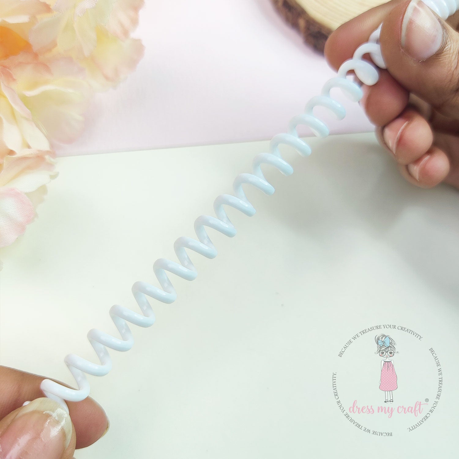 Spiral Retractable Spring Coil - White