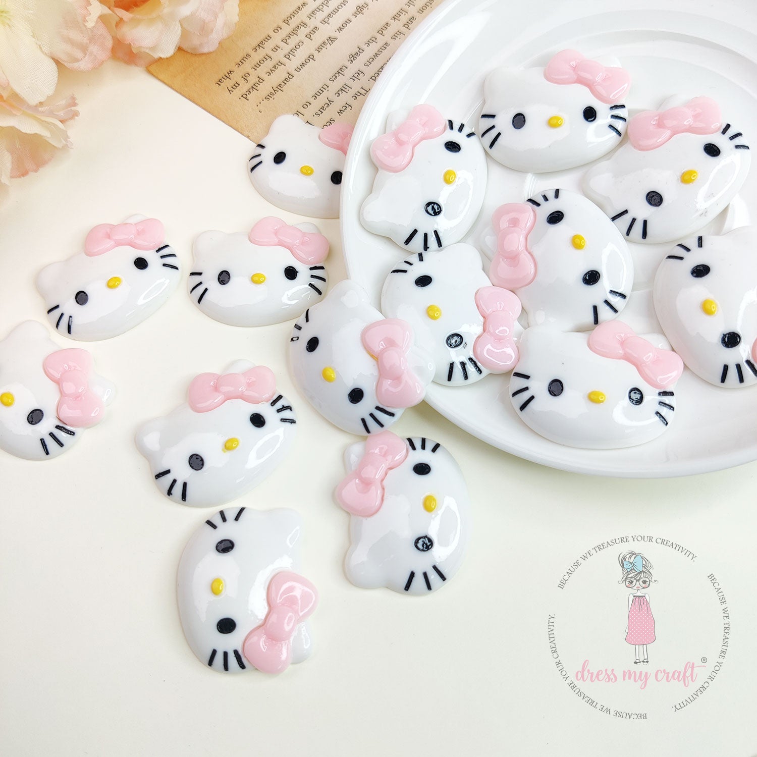 Hello Kitty Face Flatback Cabochons