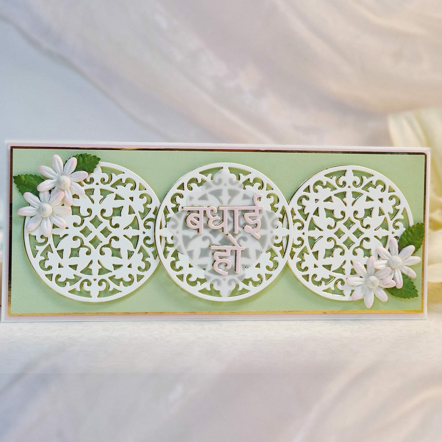 Flourish Doily - Basic Designer Dies