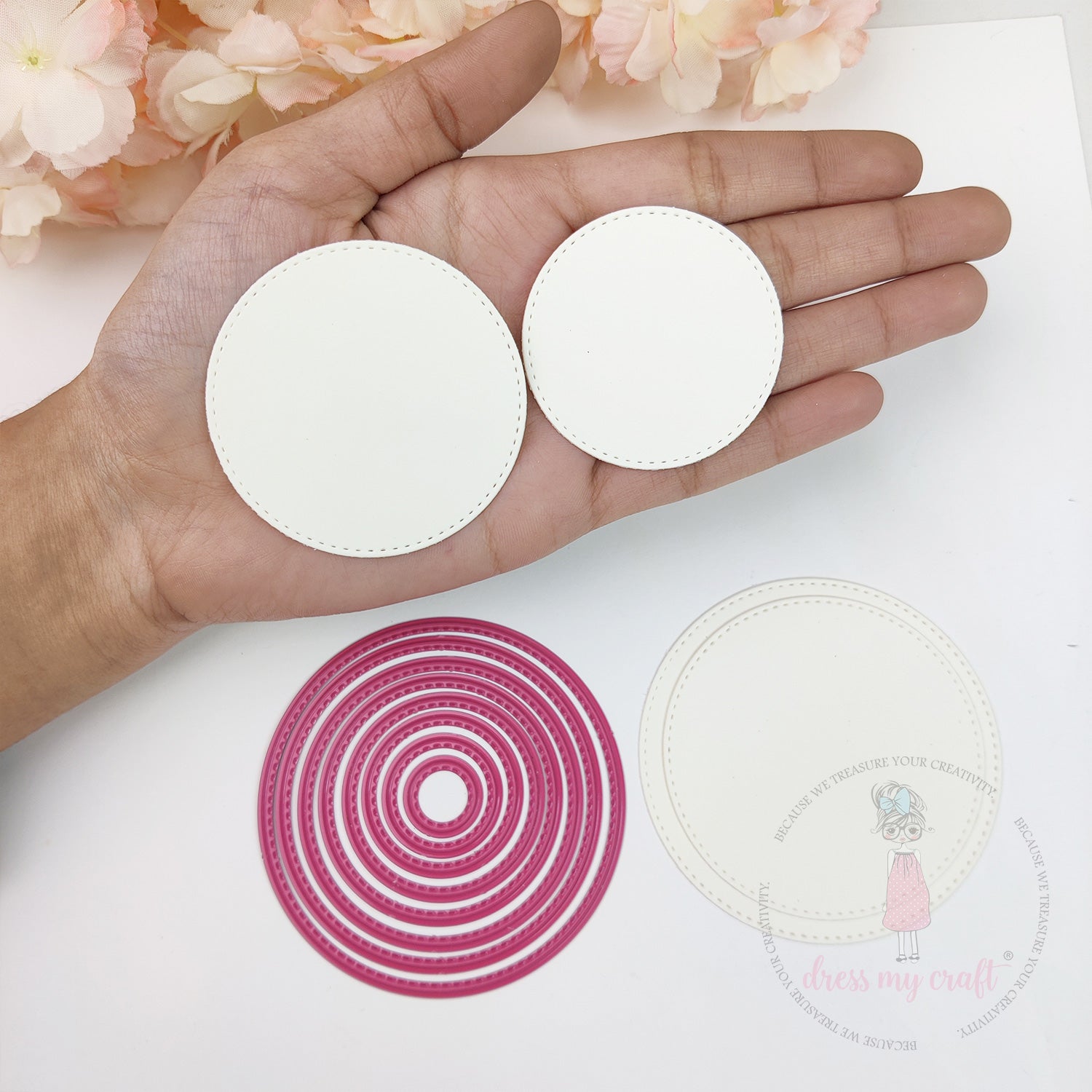 Mini Stitched Circle #1 - Basic Designer Dies