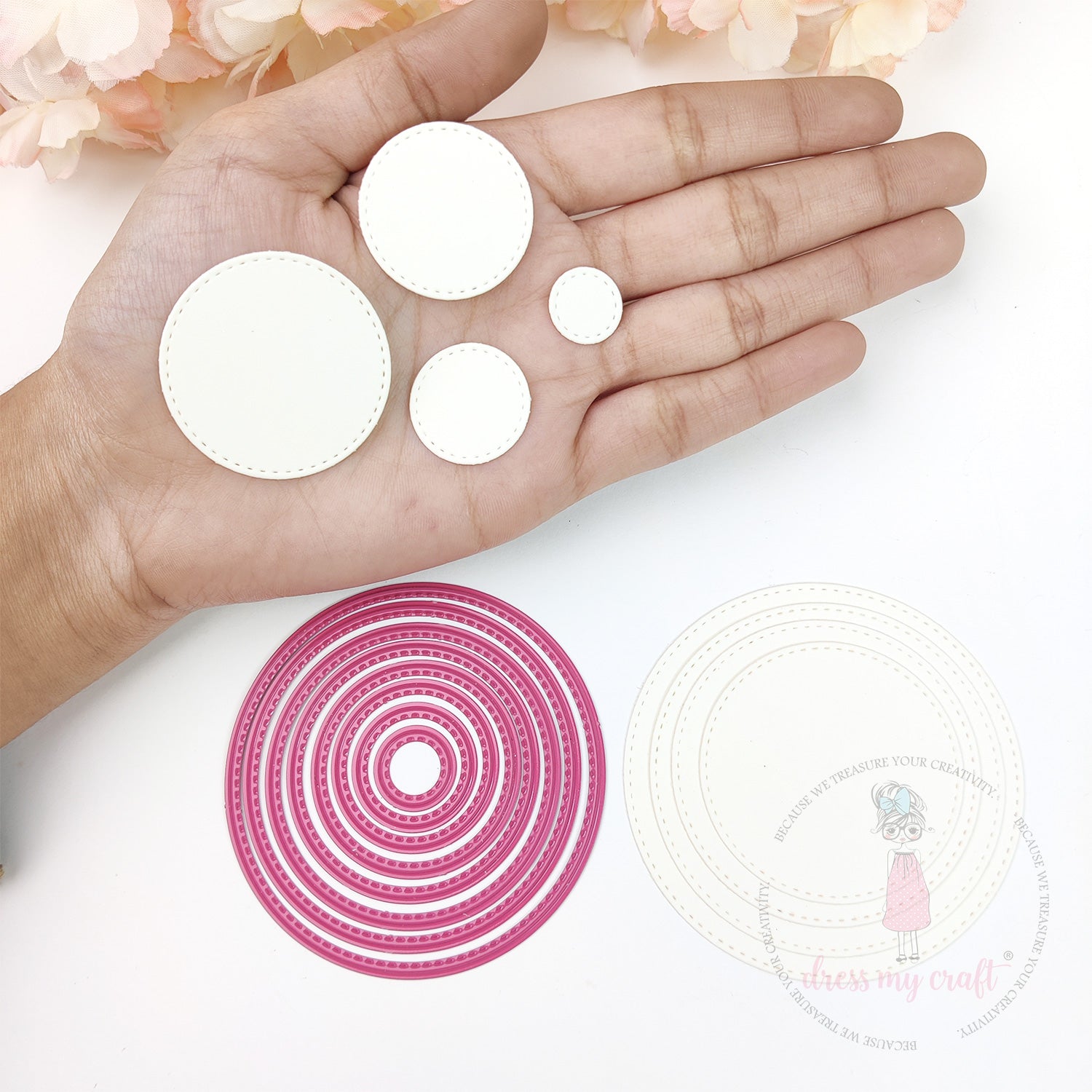 Mini Stitched Circle #1 - Basic Designer Dies