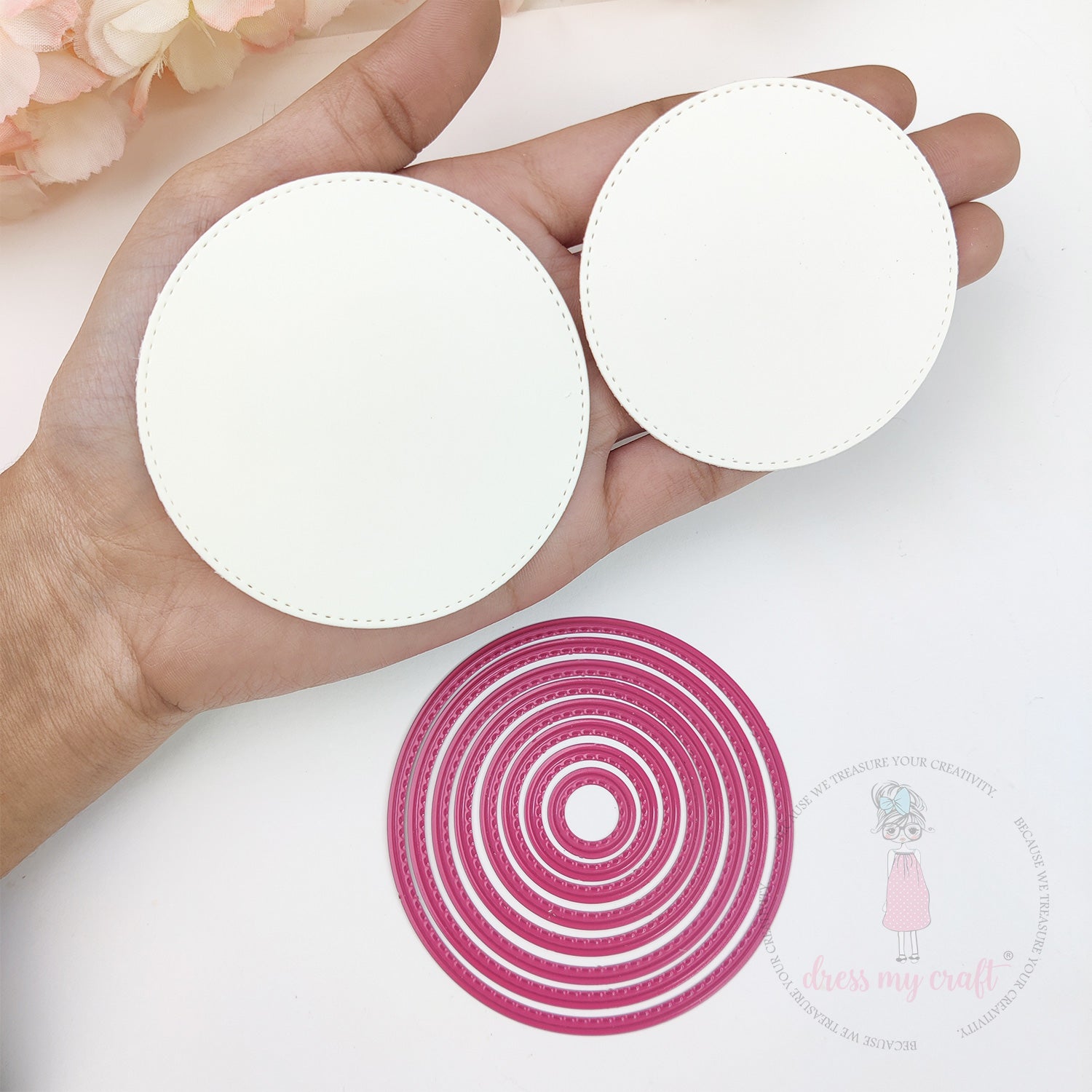 Mini Stitched Circle #1 - Basic Designer Dies