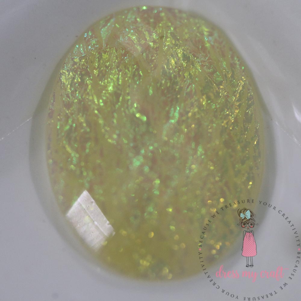 Shiny Oval Cabochon - Golden