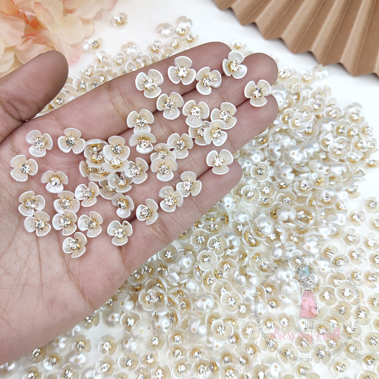 Pearl Flower With Diamond Stud