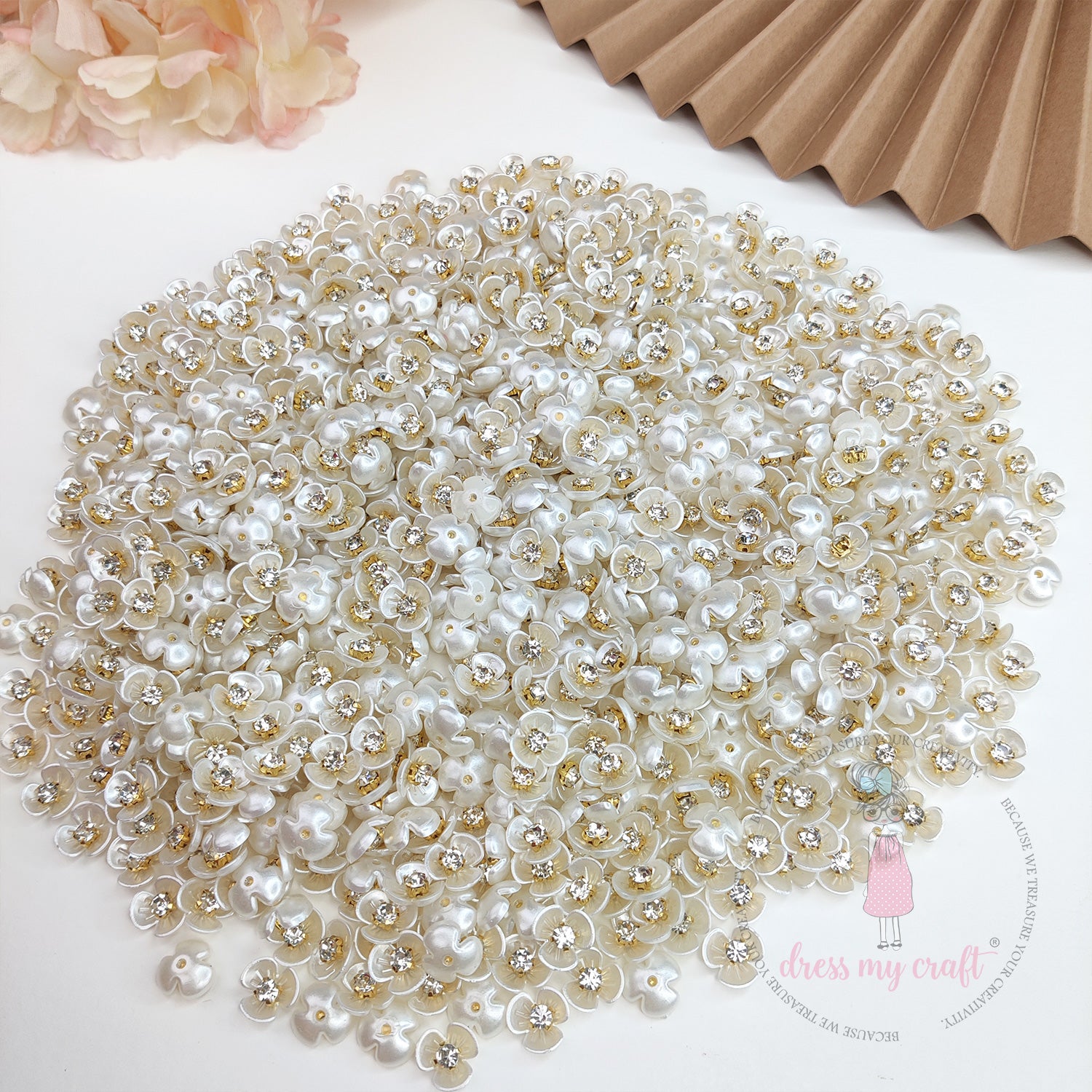 Pearl Flower With Diamond Stud