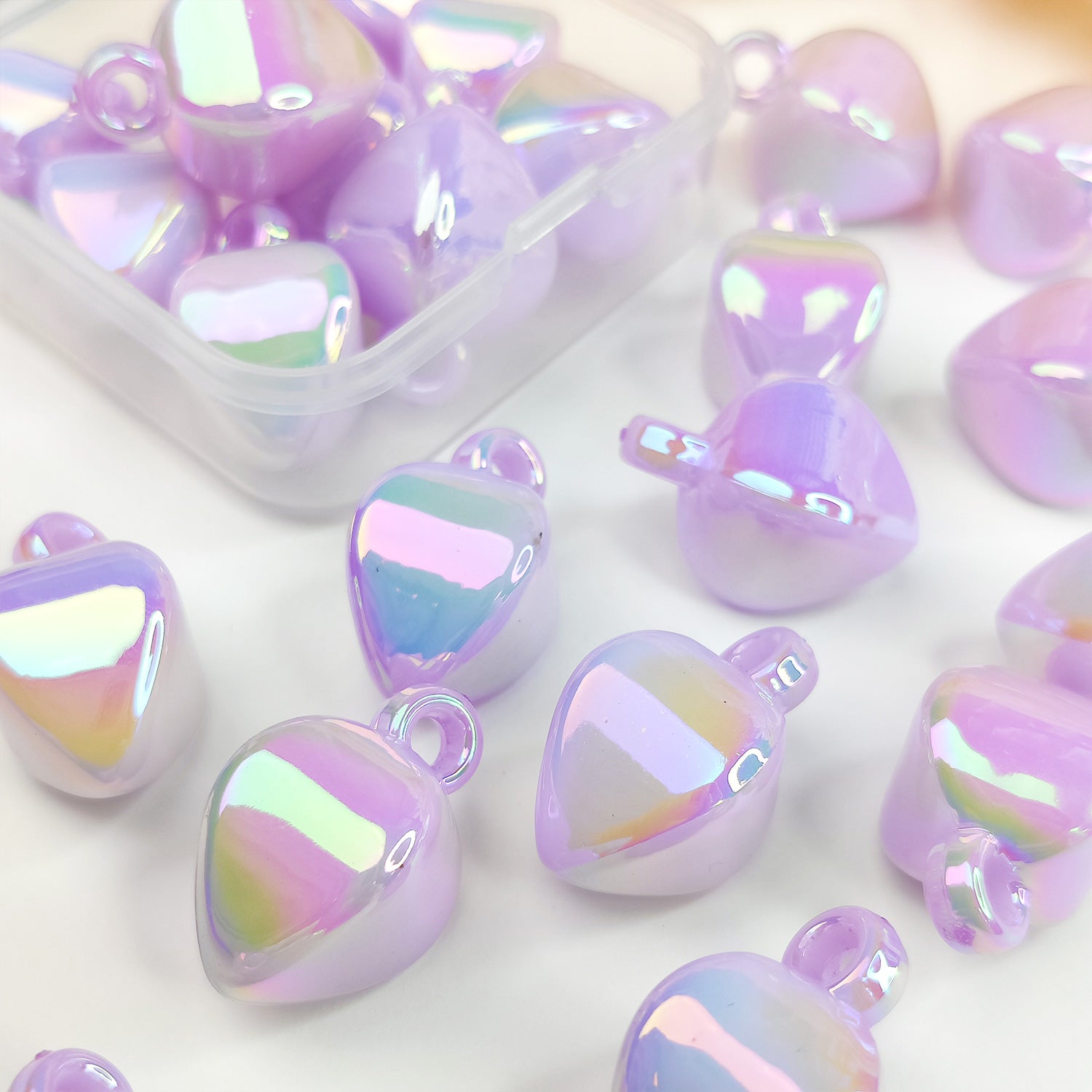 Lilac Holographic Teardrop Beads With Loop
