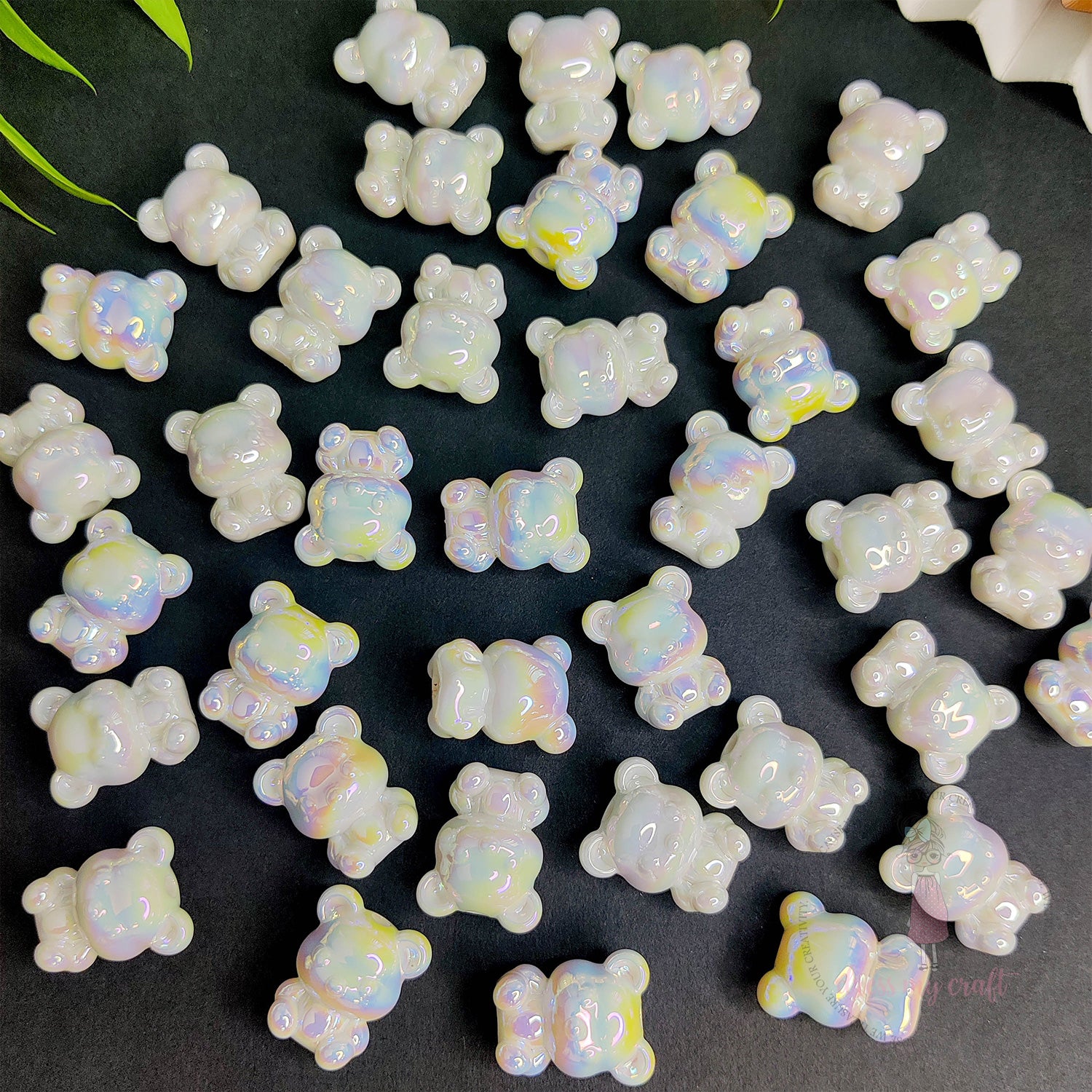 3D Holographic Bear Beads - White