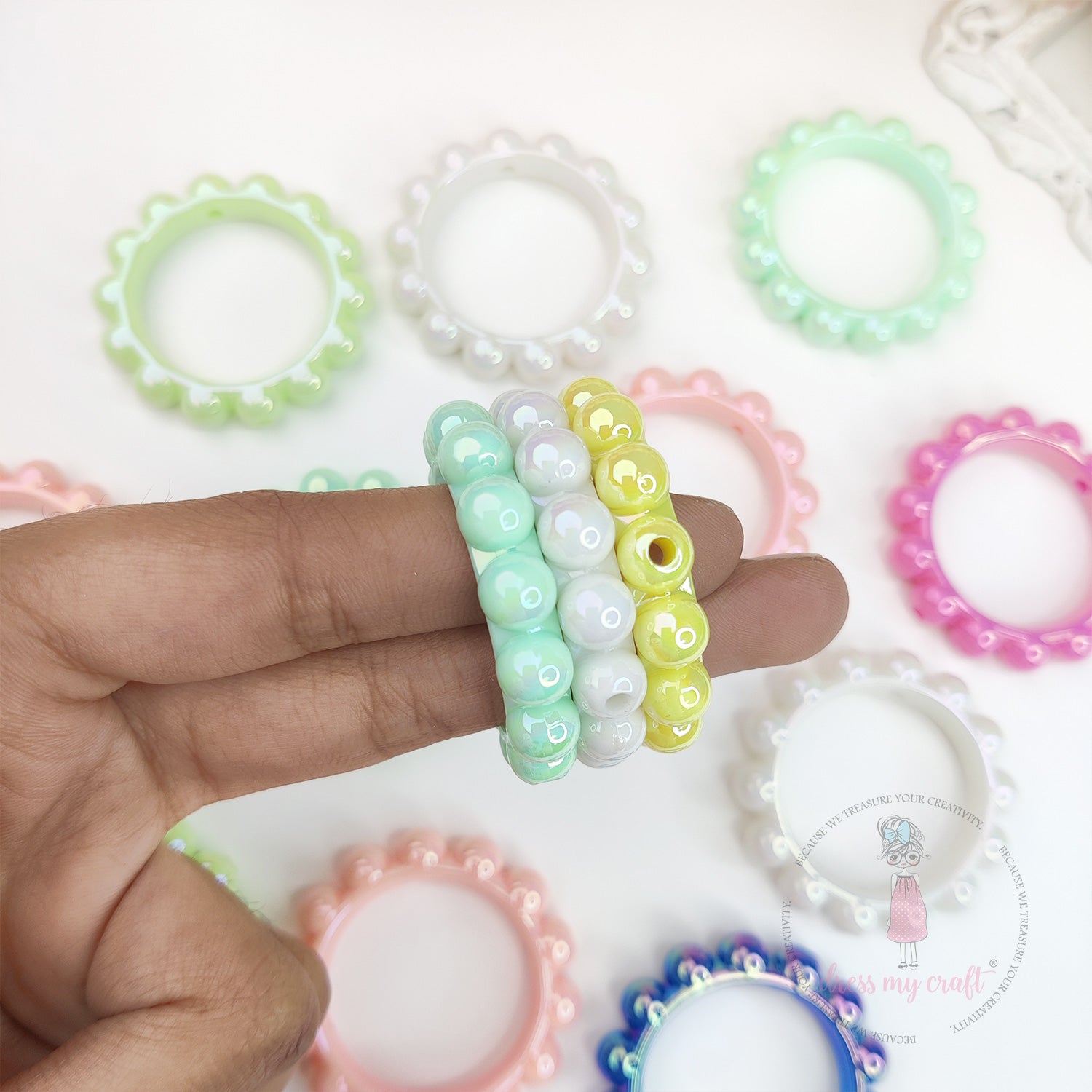 Frame Circle Beads Assorted Pack