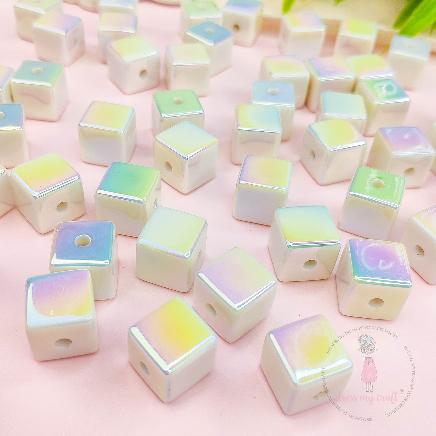 Holographic Acrylic Square Beads - Ivory