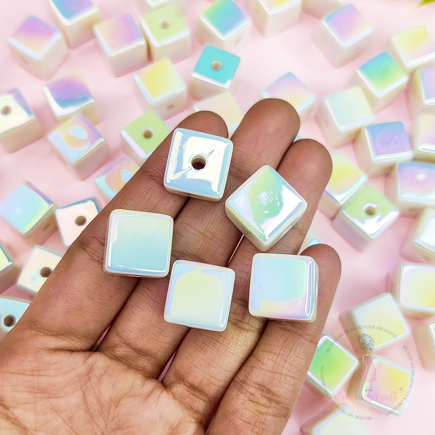 Holographic Acrylic Square Beads - Ivory