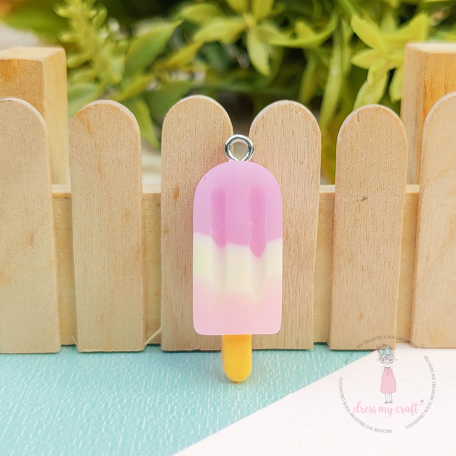 Ice-cream Candy With Loop