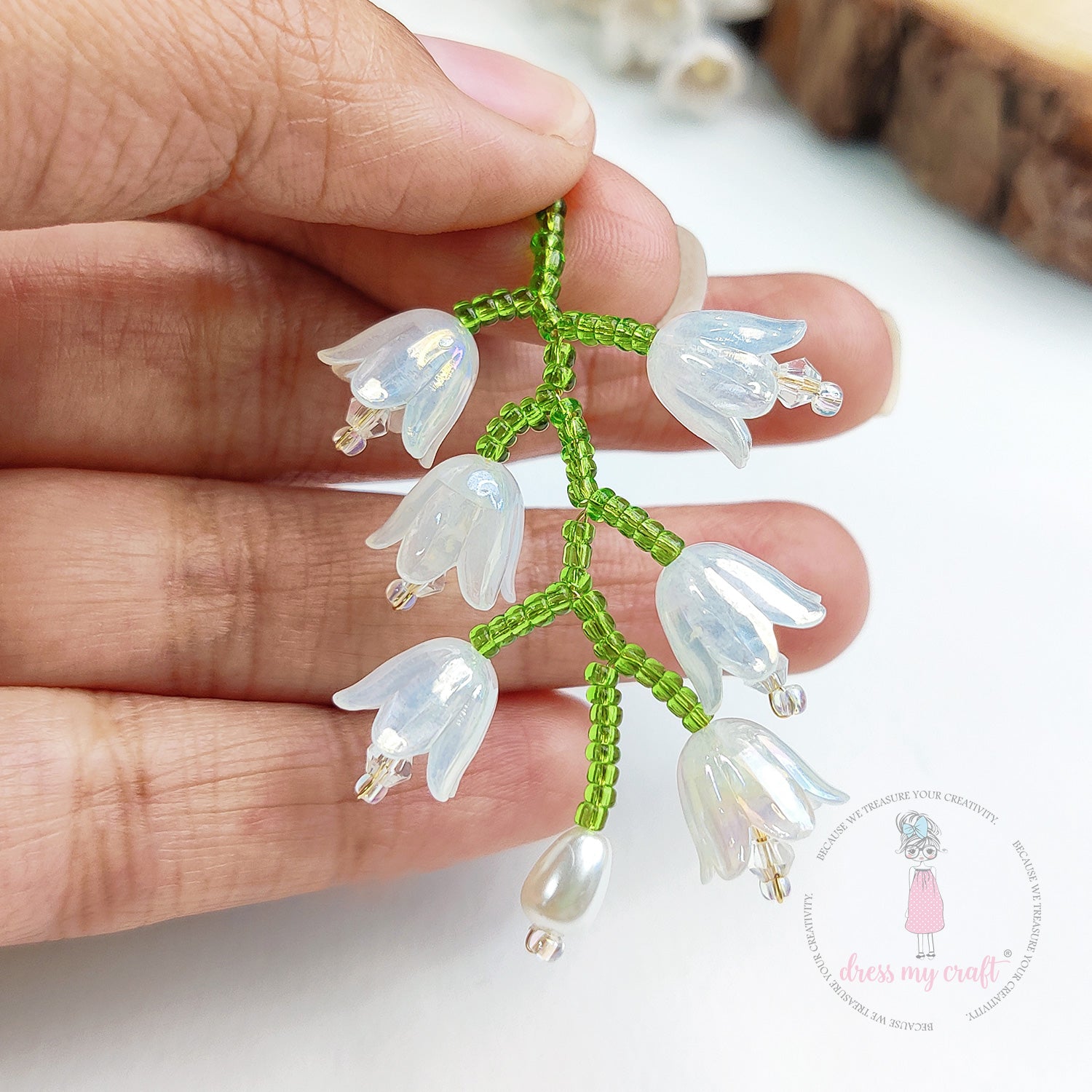 Hand-Woven Tulip Flower Bunches - Crystal White