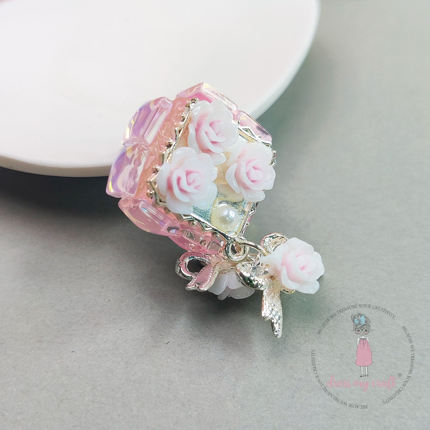 Regal Rose Cube Bead