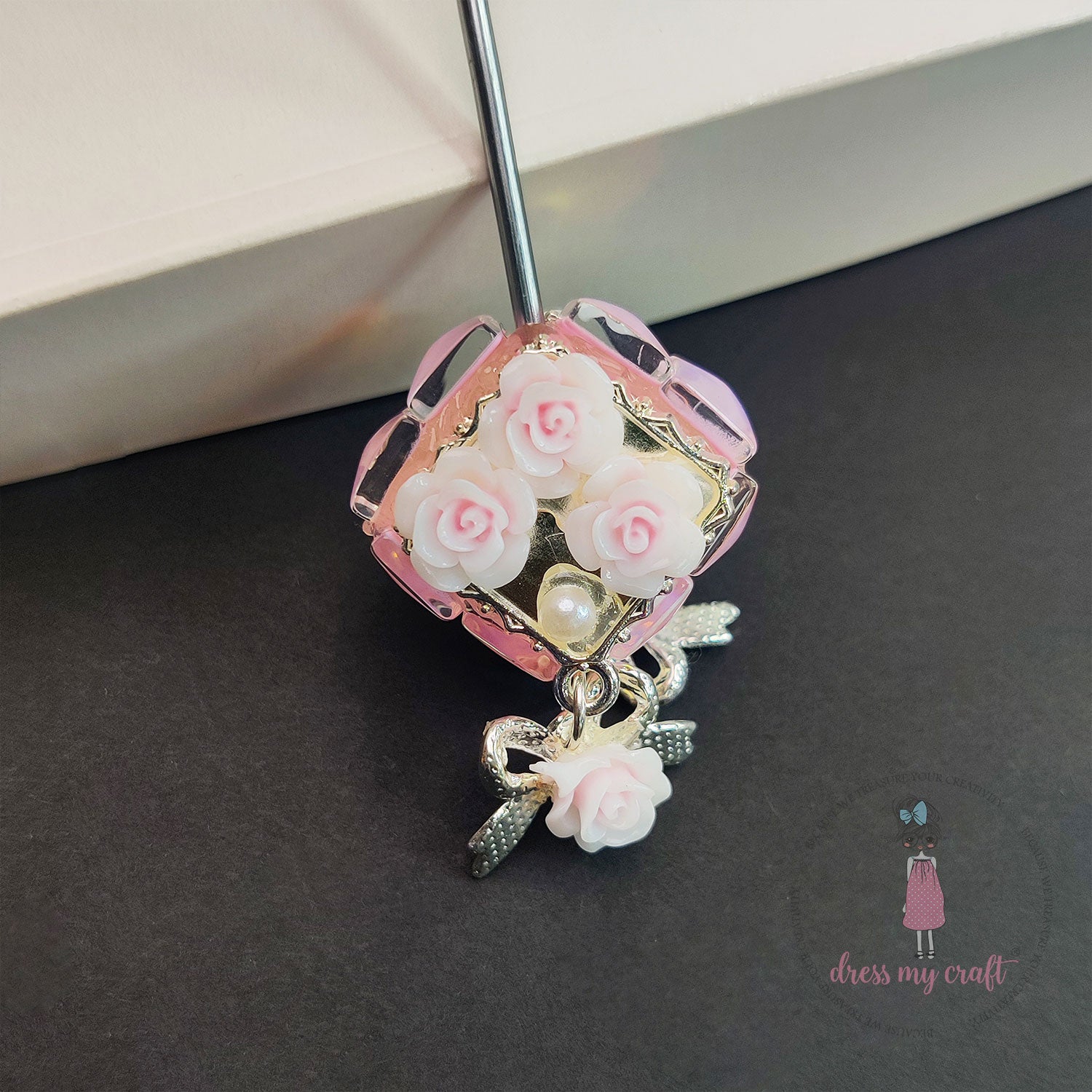 Regal Rose Cube Bead