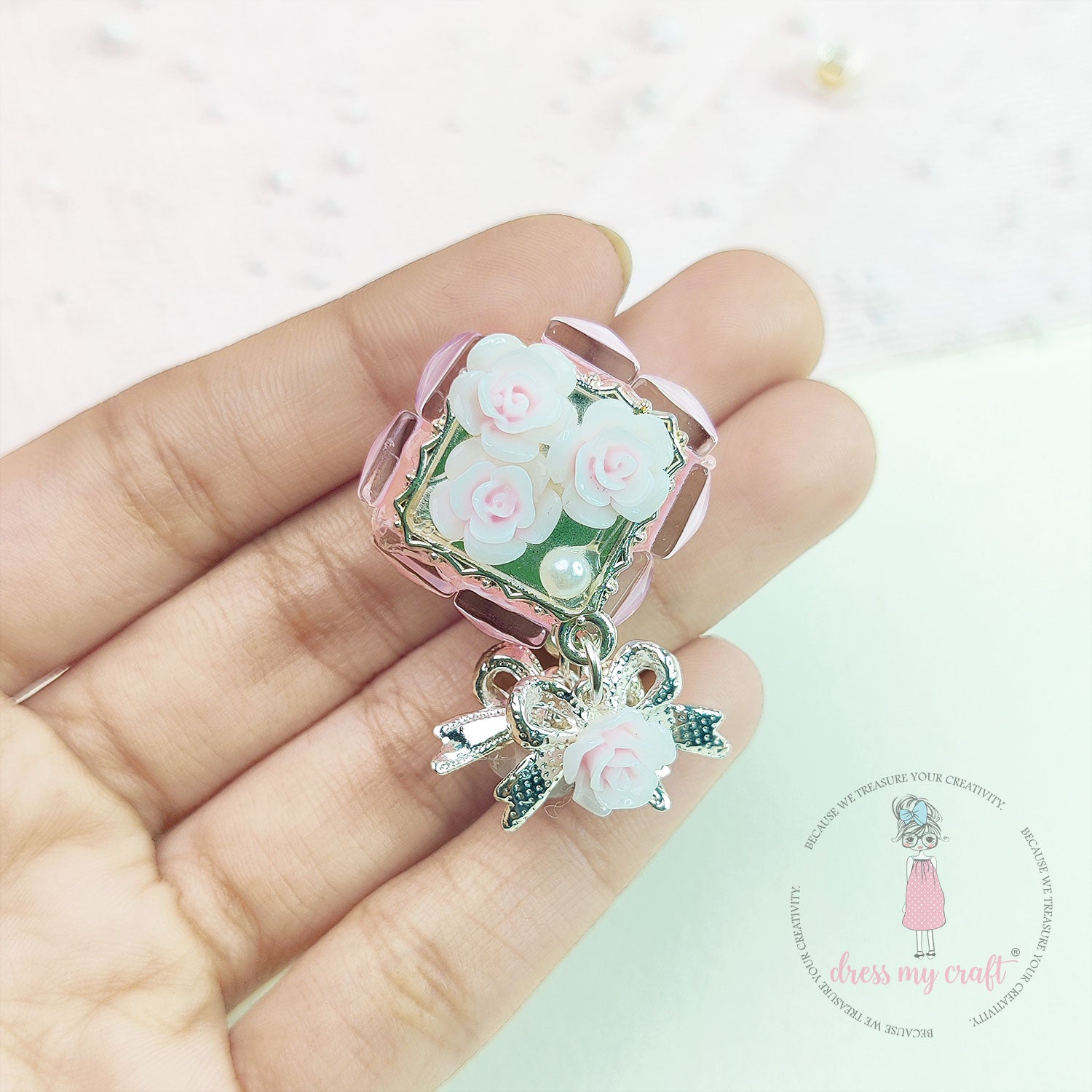 Regal Rose Cube Bead
