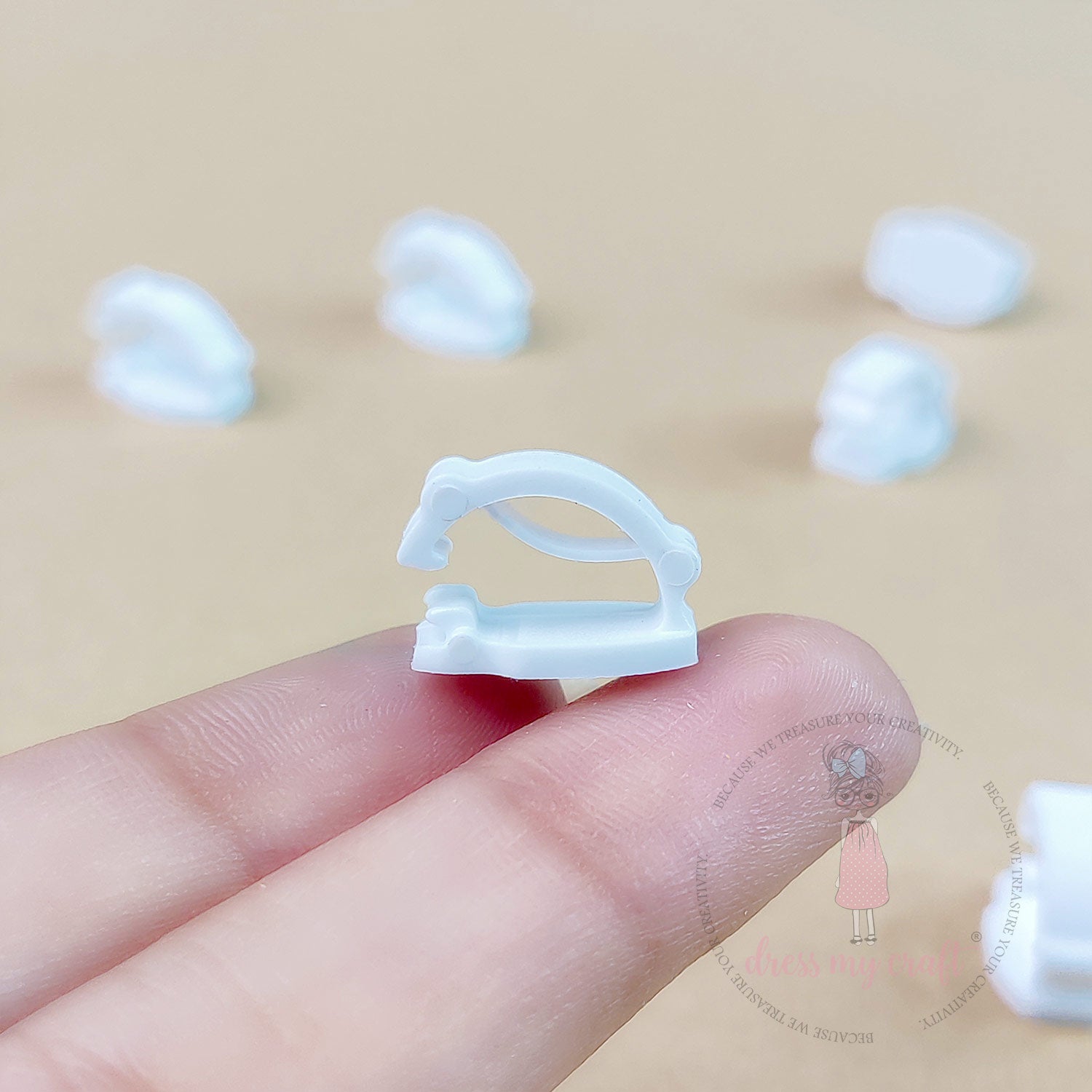 DIY Shoelace Decorative Clips