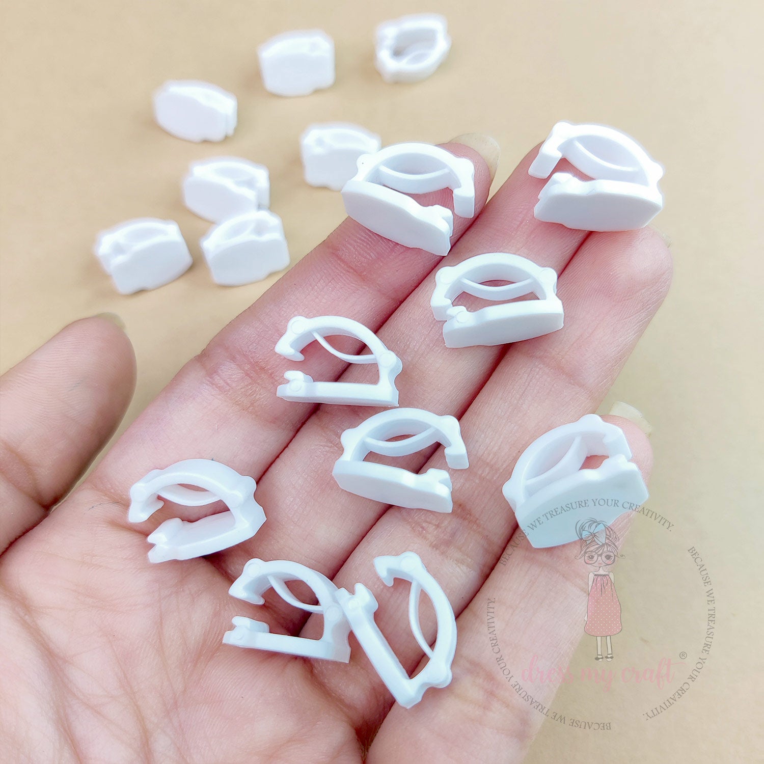 DIY Shoelace Decorative Clips