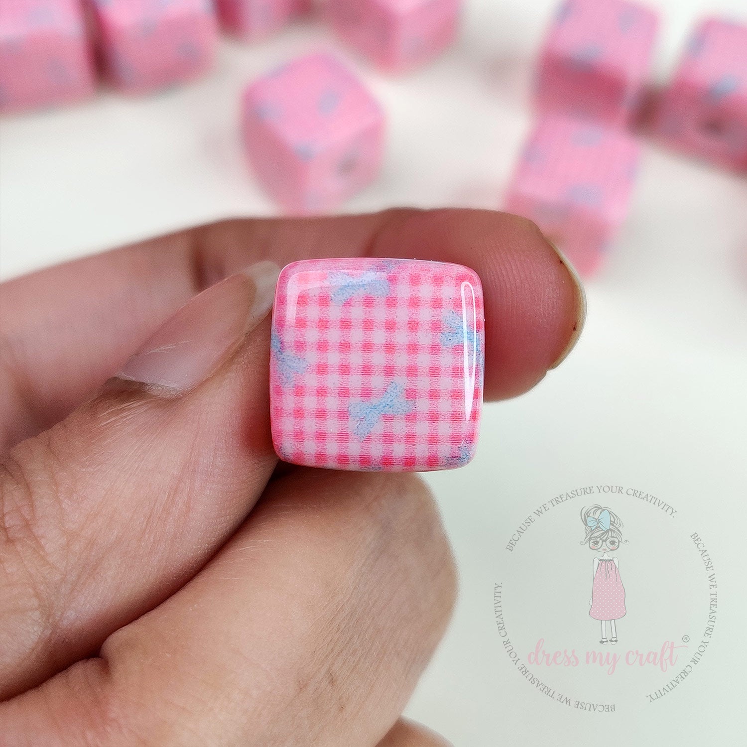 Designer Square Beads - Checks & Bows
