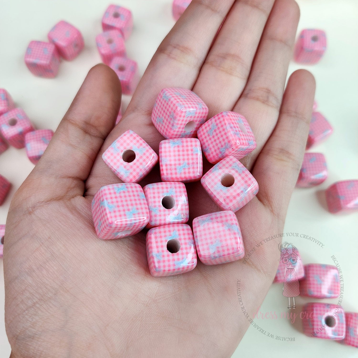 Designer Square Beads - Checks & Bows