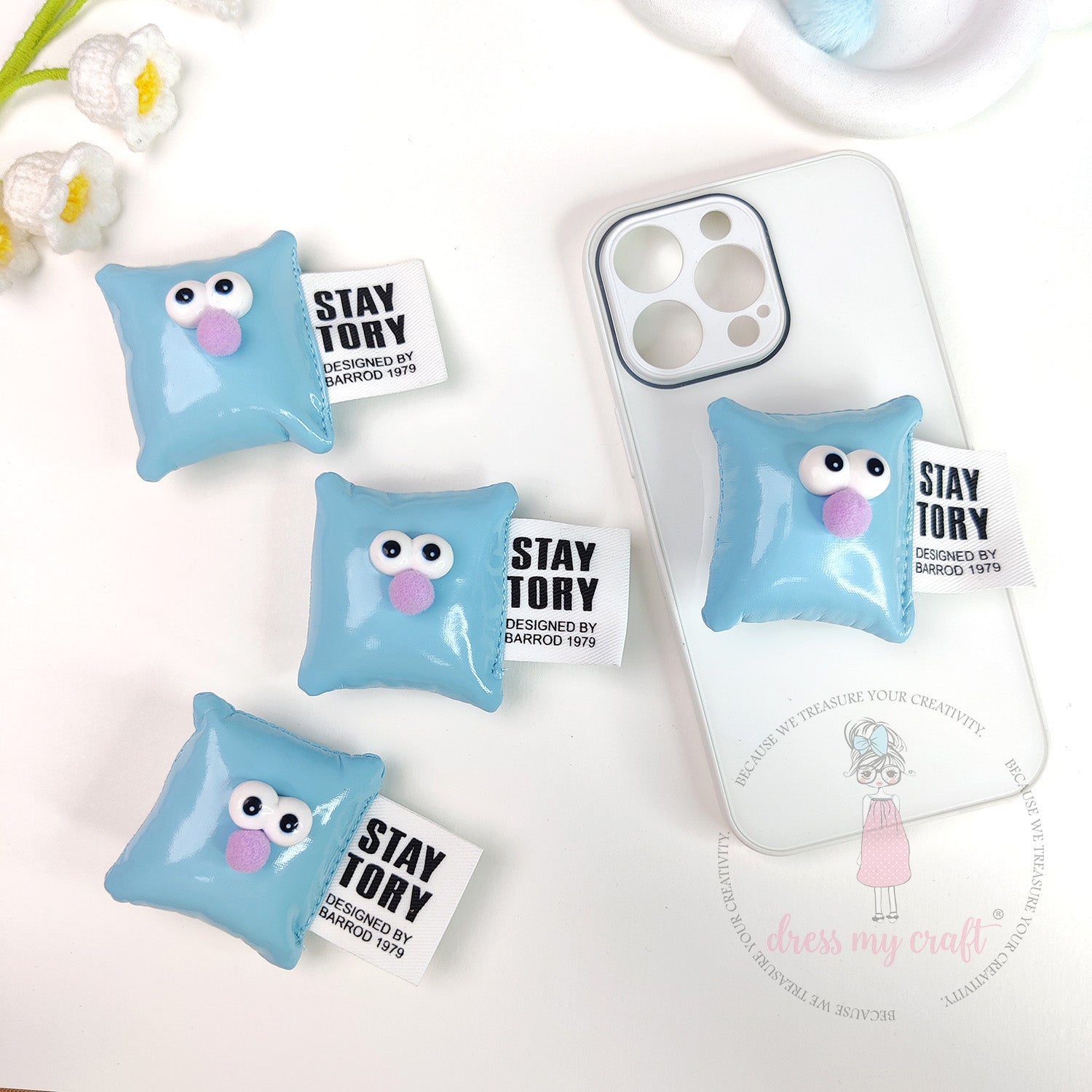 Cute Puffy Cushions With Big Eyes - Pastel Blue