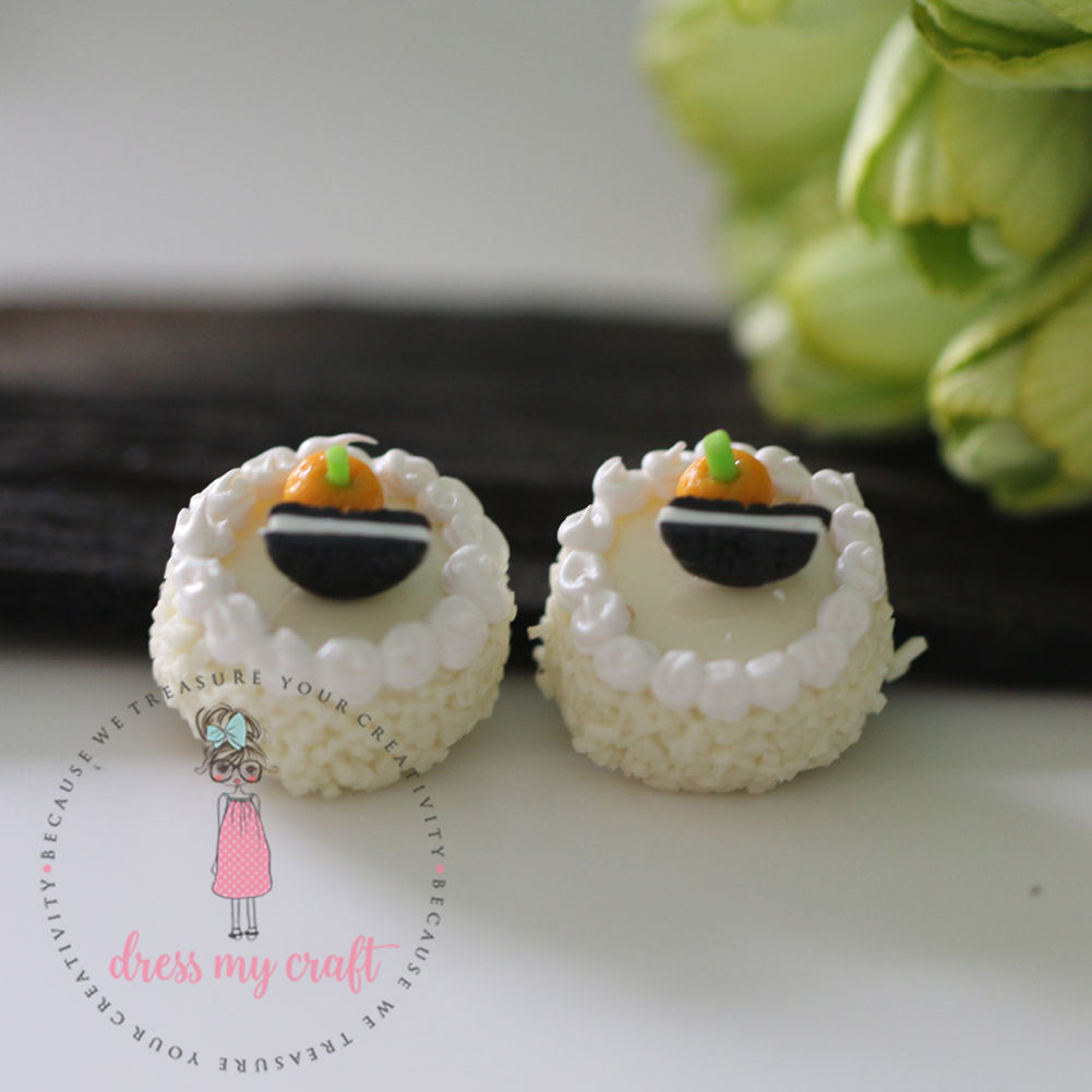 Miniature Round Lemon Cake