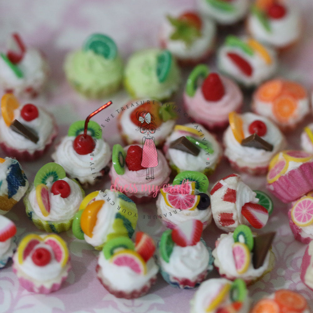 Miniature Fruit Cup Cake