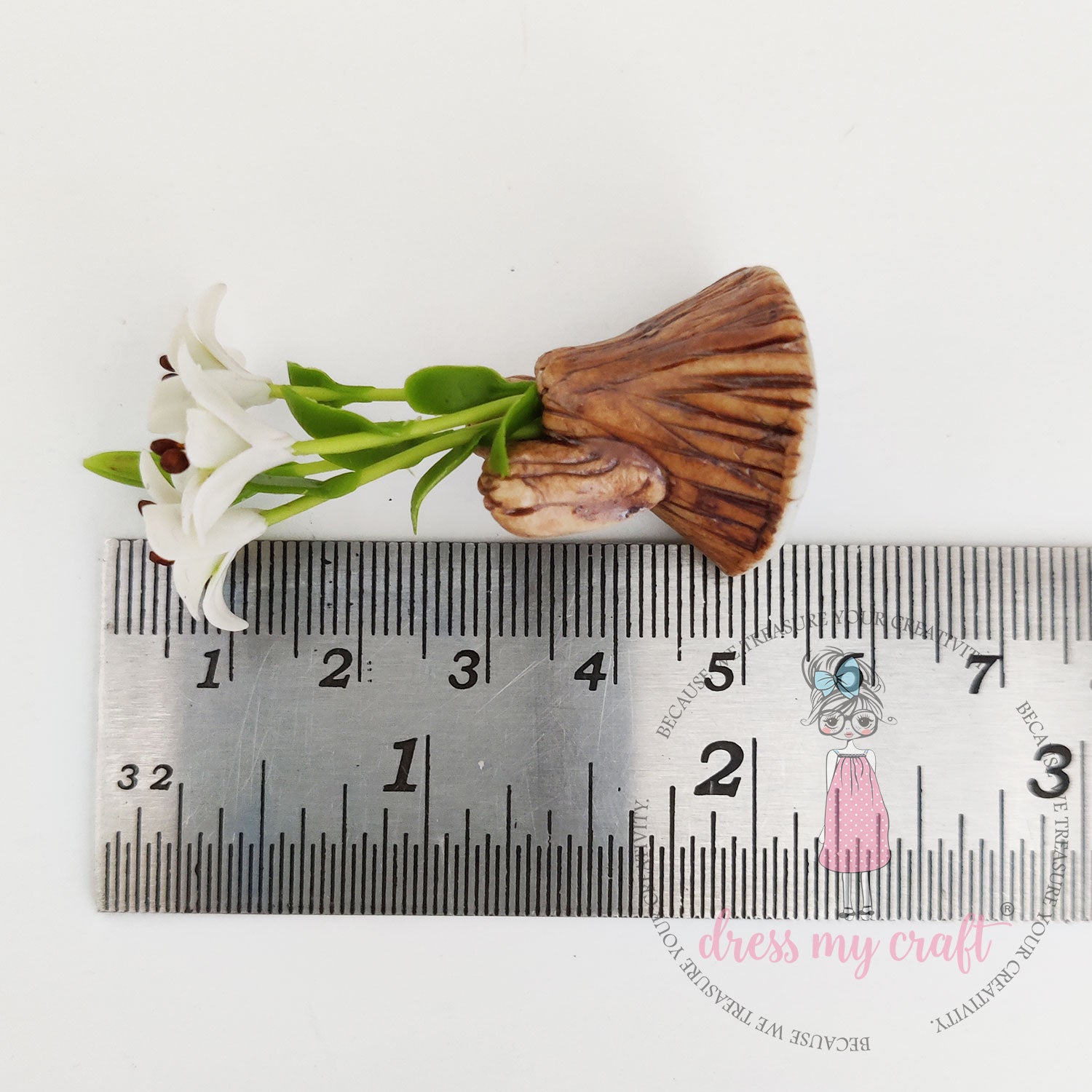 Miniature Lilly Bunch - Off White With Pot & Box