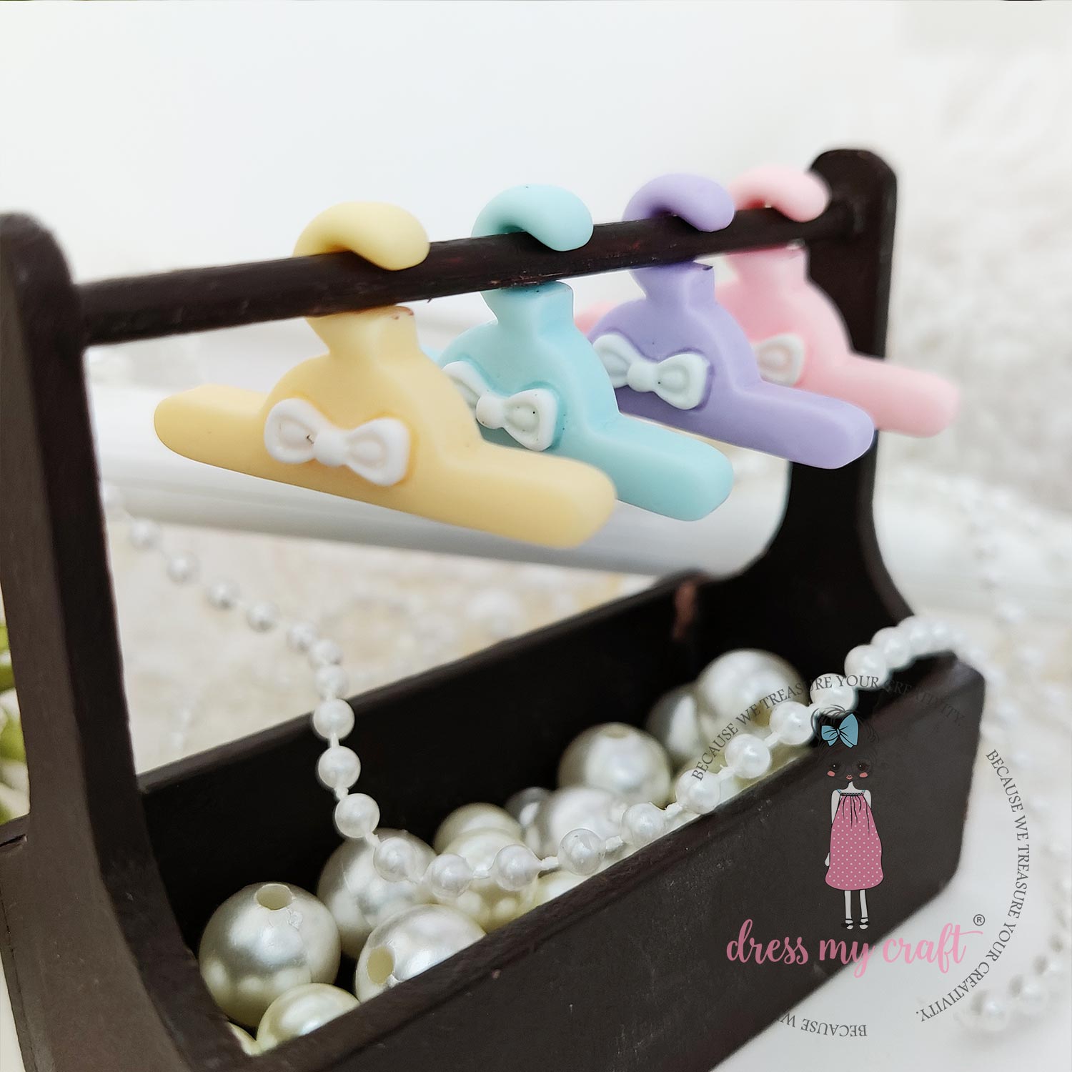 Miniature Cute Hangers