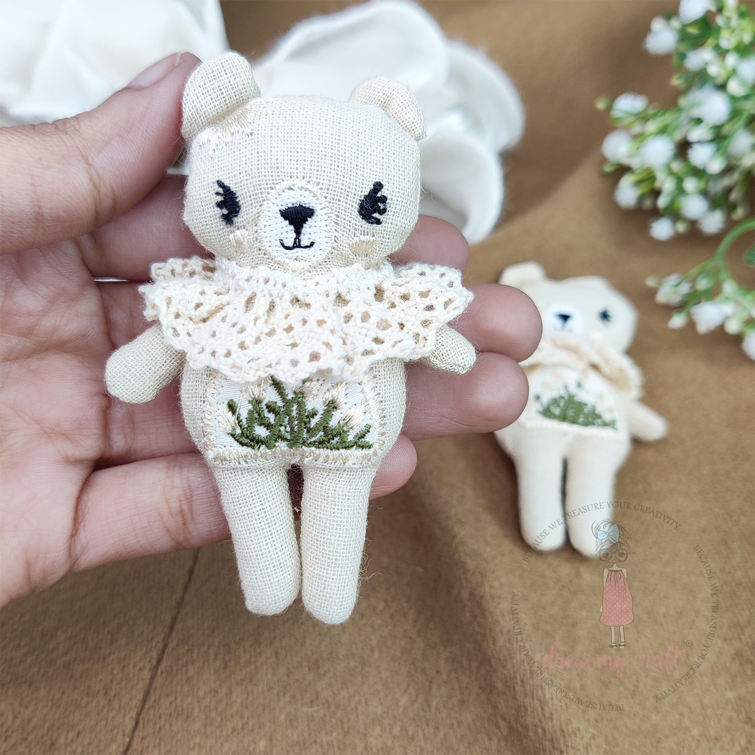 Miniature Lily Flora Bear