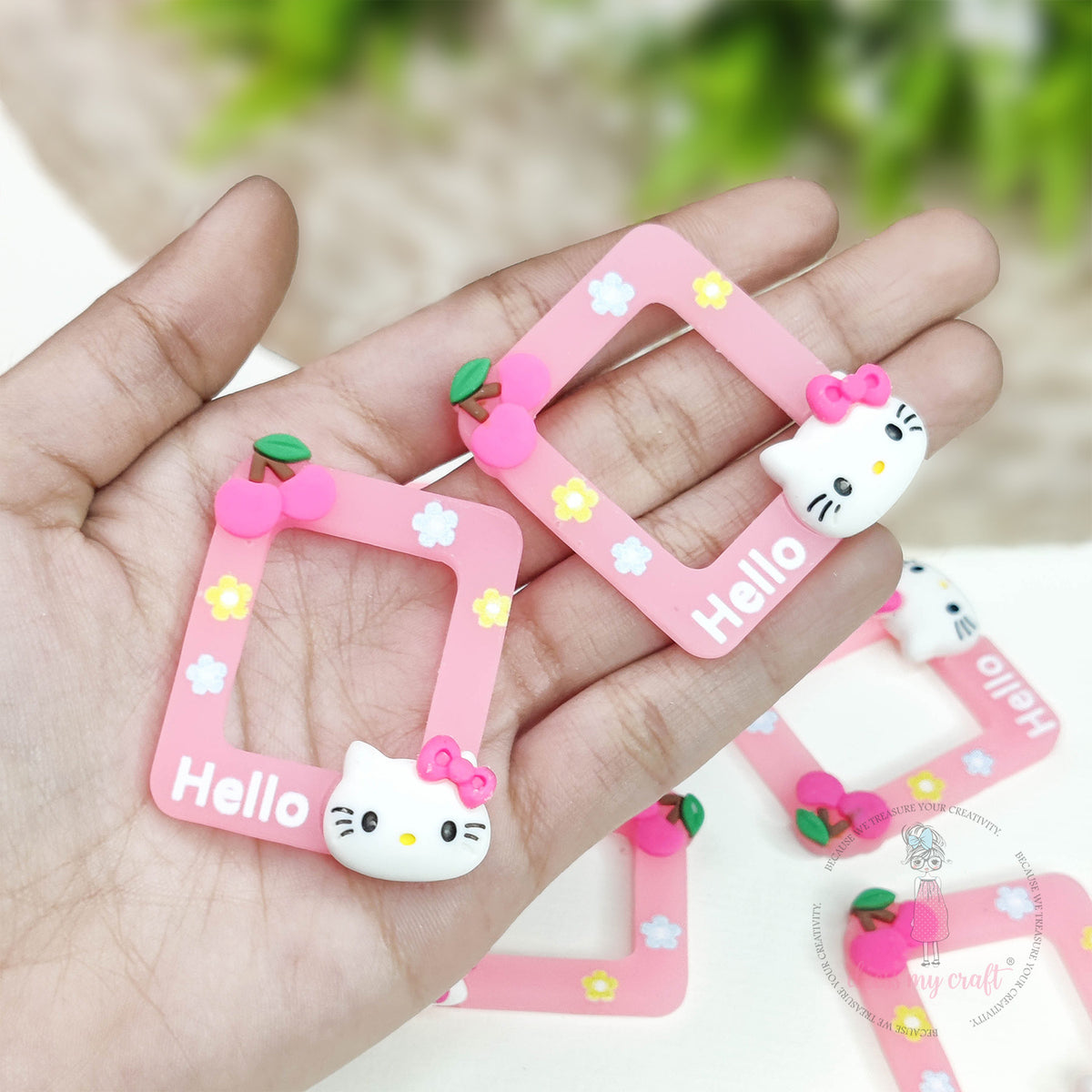 Hello Kitty Deep Frame Miniature Hello Kitty Frames – CRAFTERS CORNER