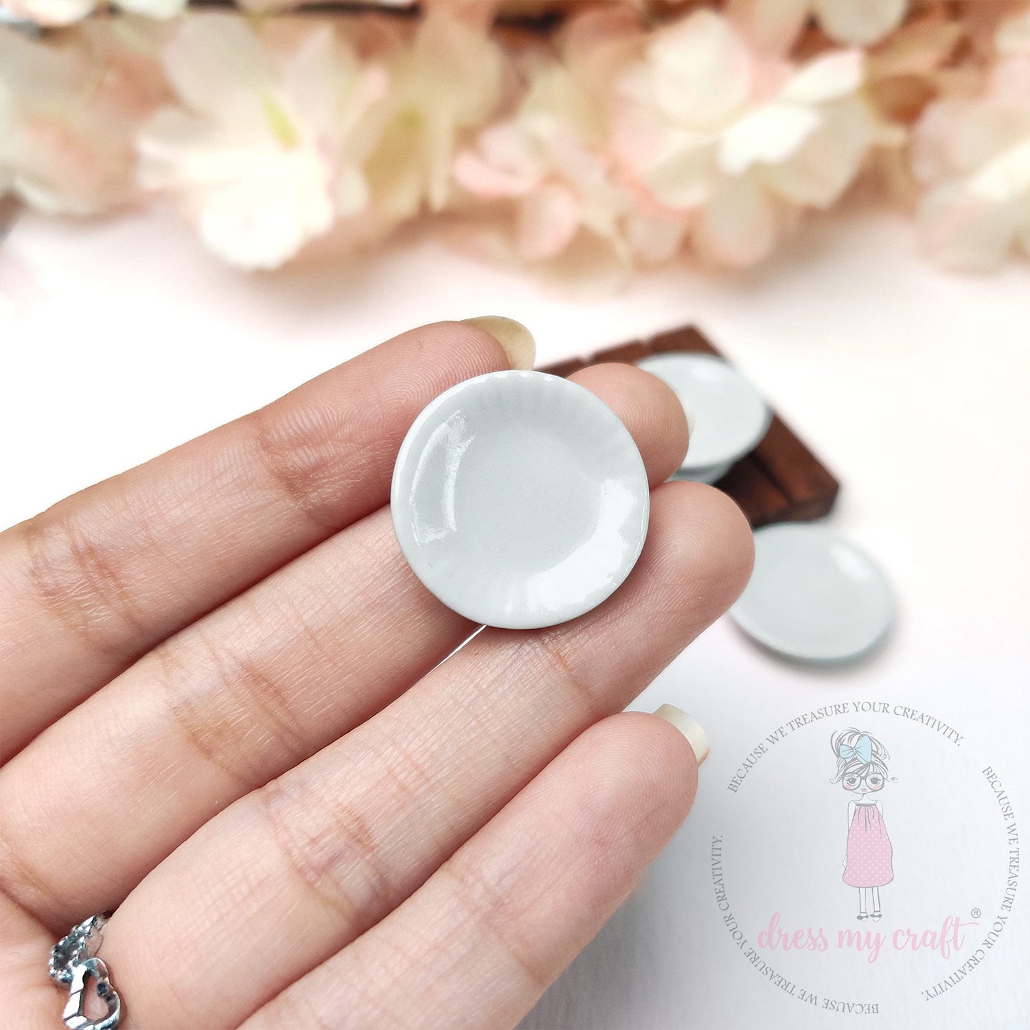 Miniature Round Plates - White