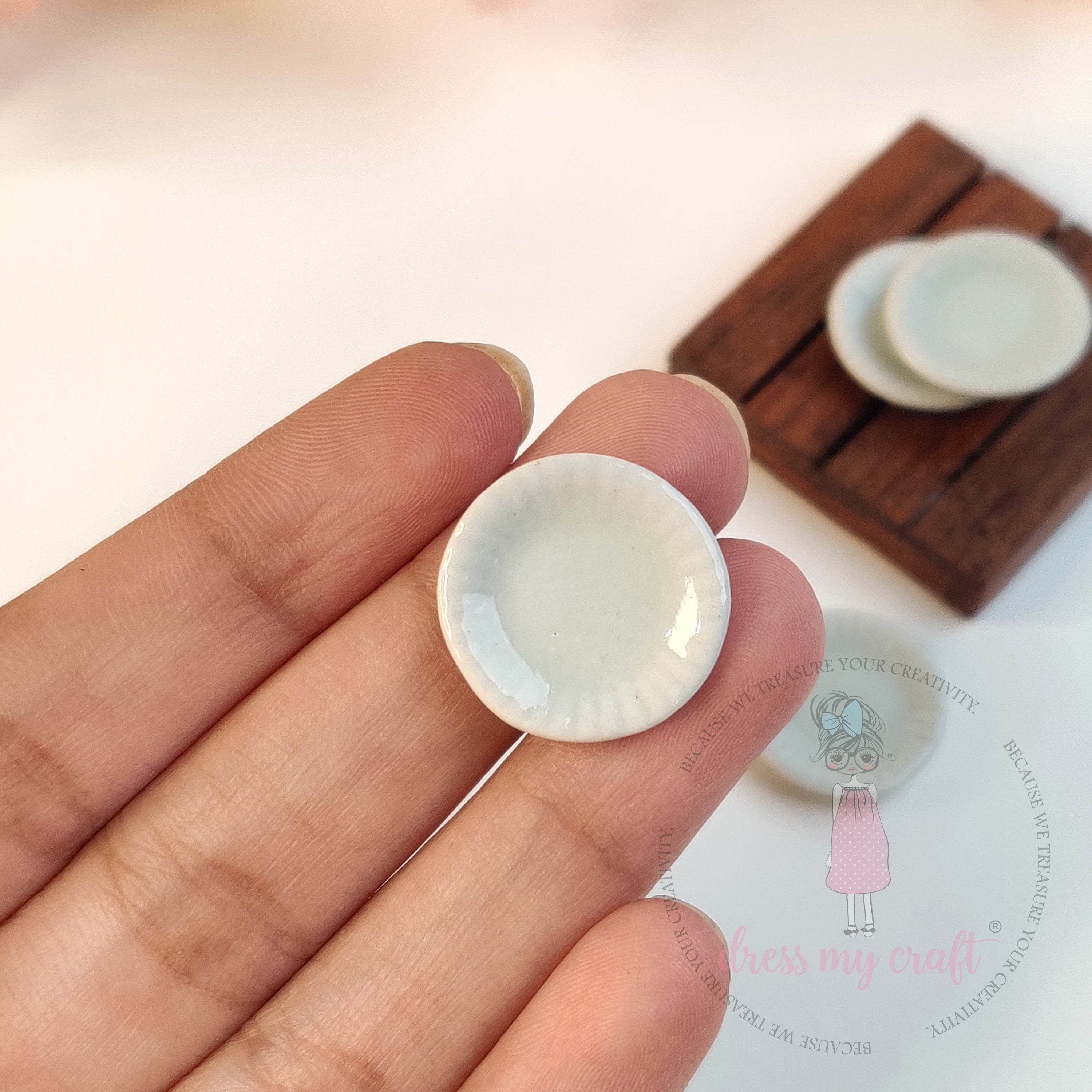 Miniature Fluted Edge Plates - Mini