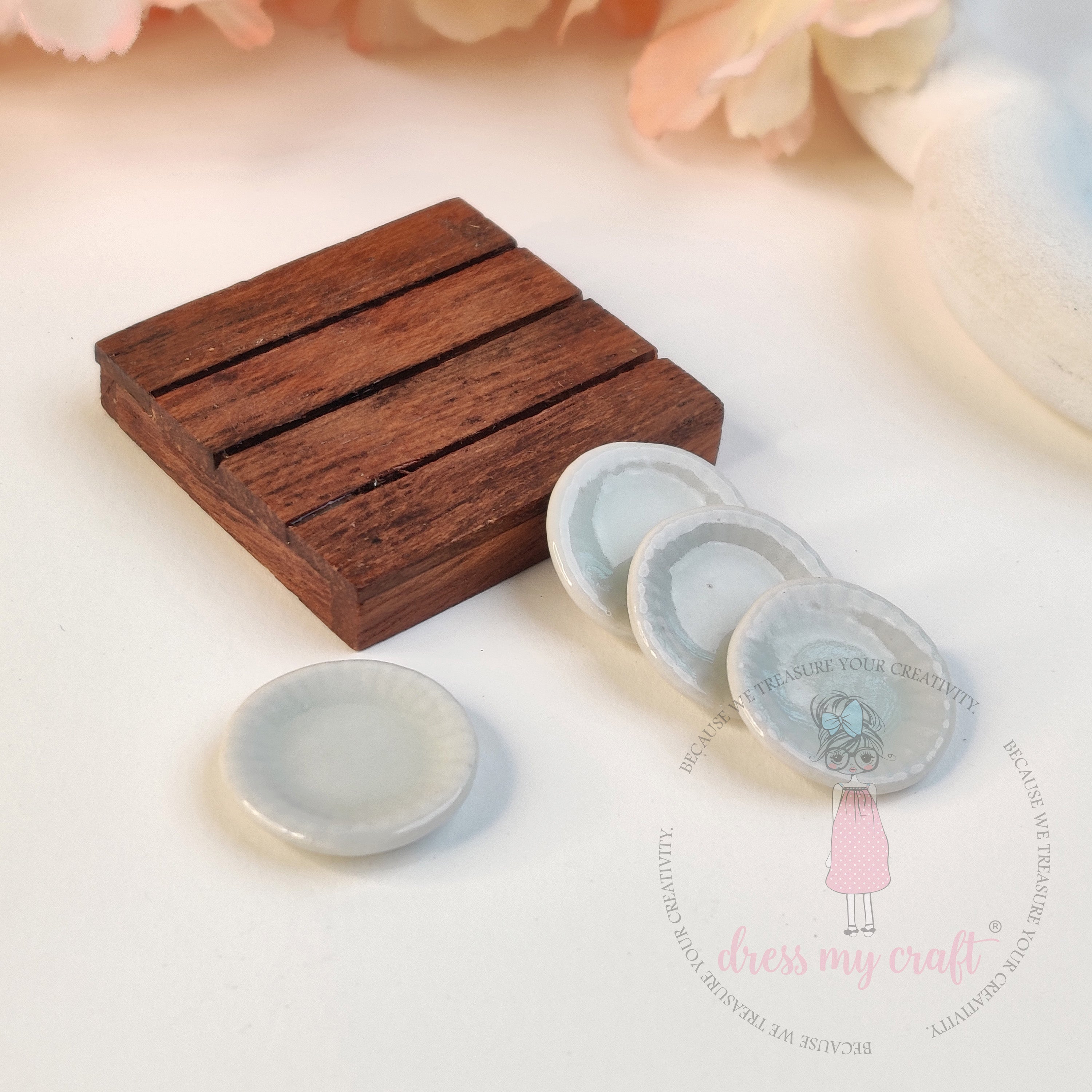 Miniature Fluted Edge Plates - Mini