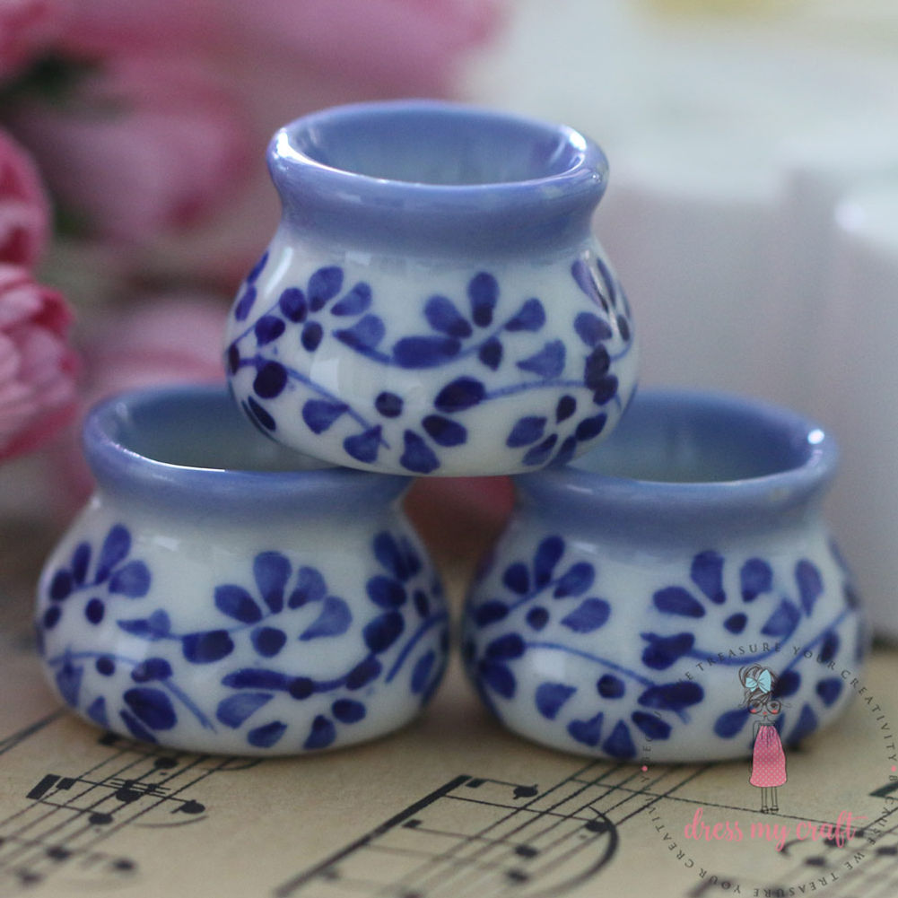 Miniature Round Pot