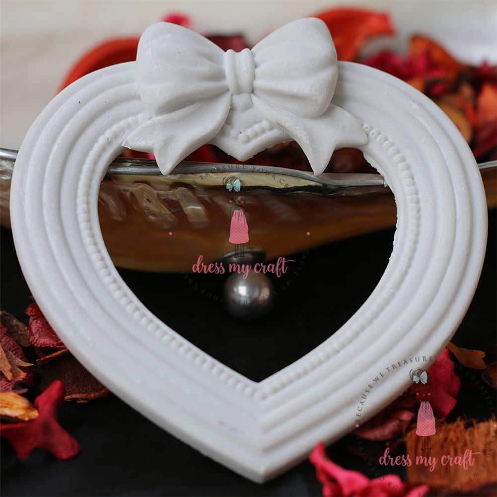 Resin Carved Heart Bow