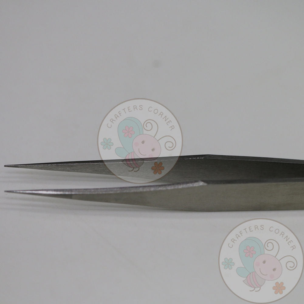 Fine pointed Tweezer