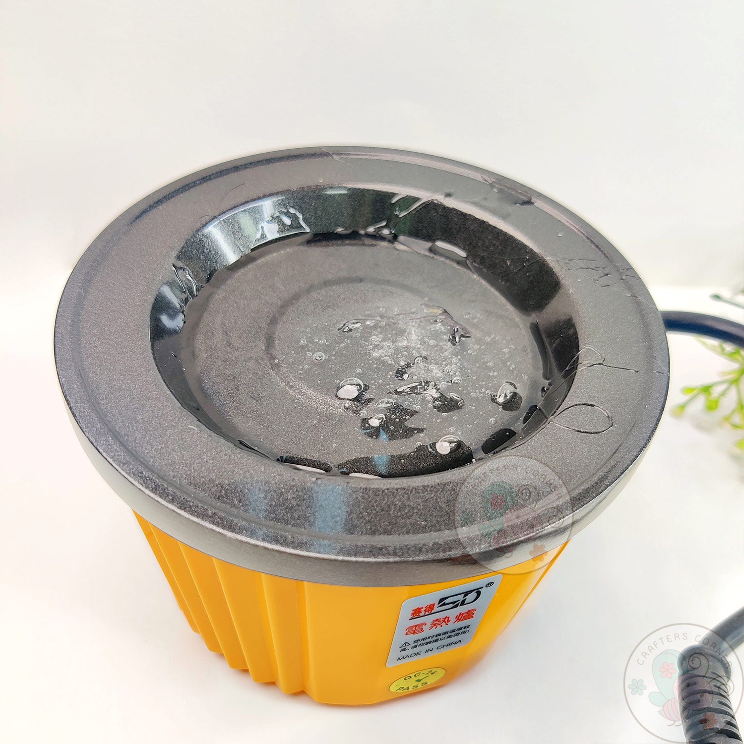 Hot Glue Pot