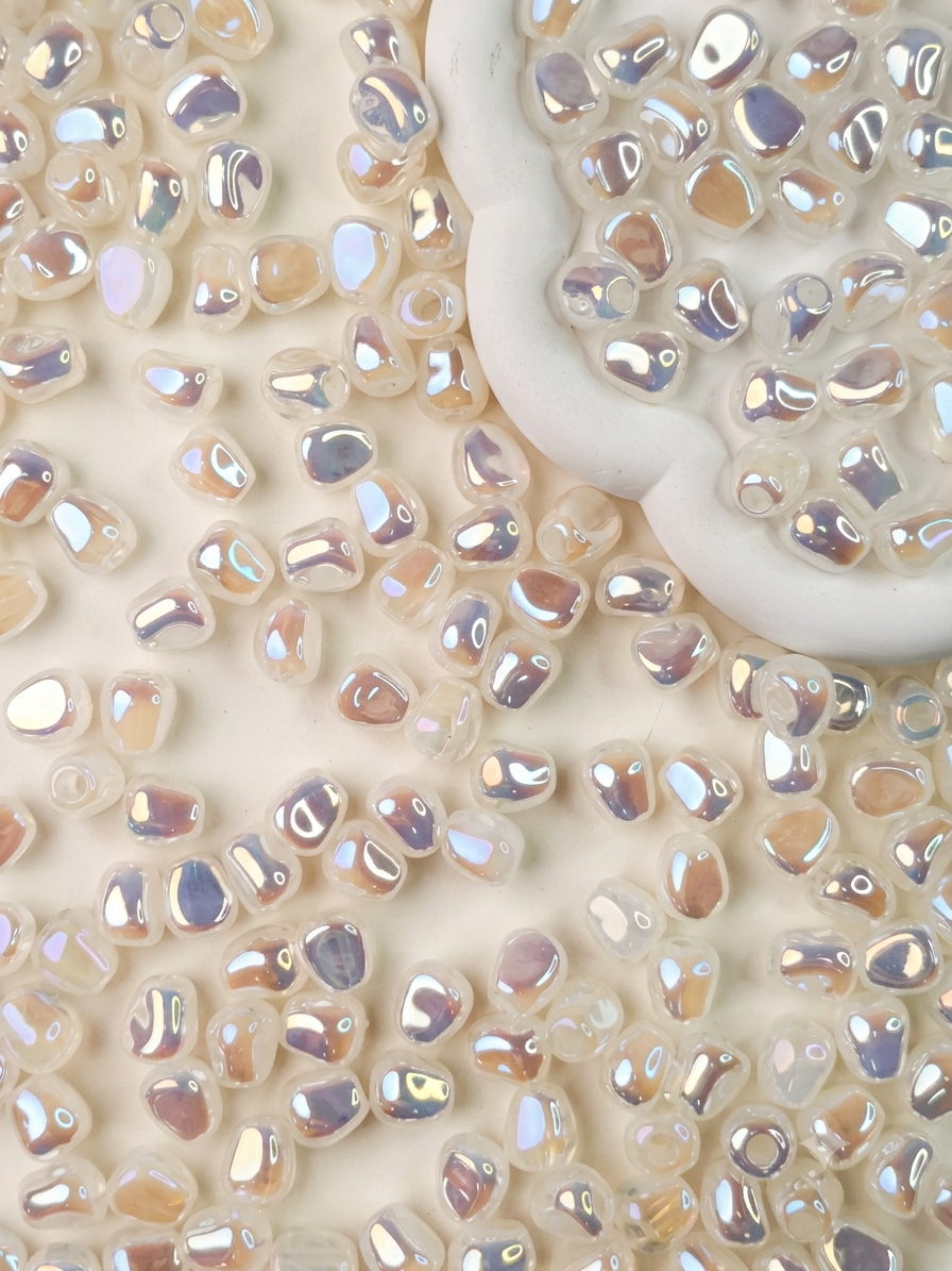 Holographic Pear Pearl Beads White - 15 Pcs