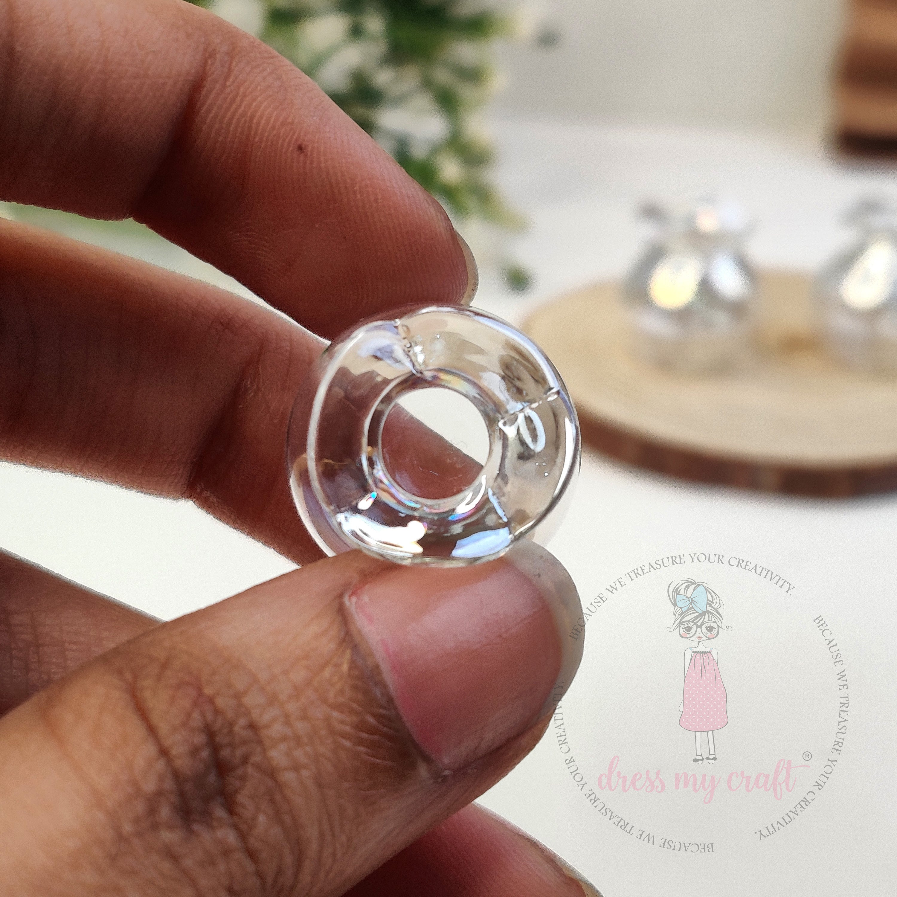 Mini Flower Vase – Crystal Wave
