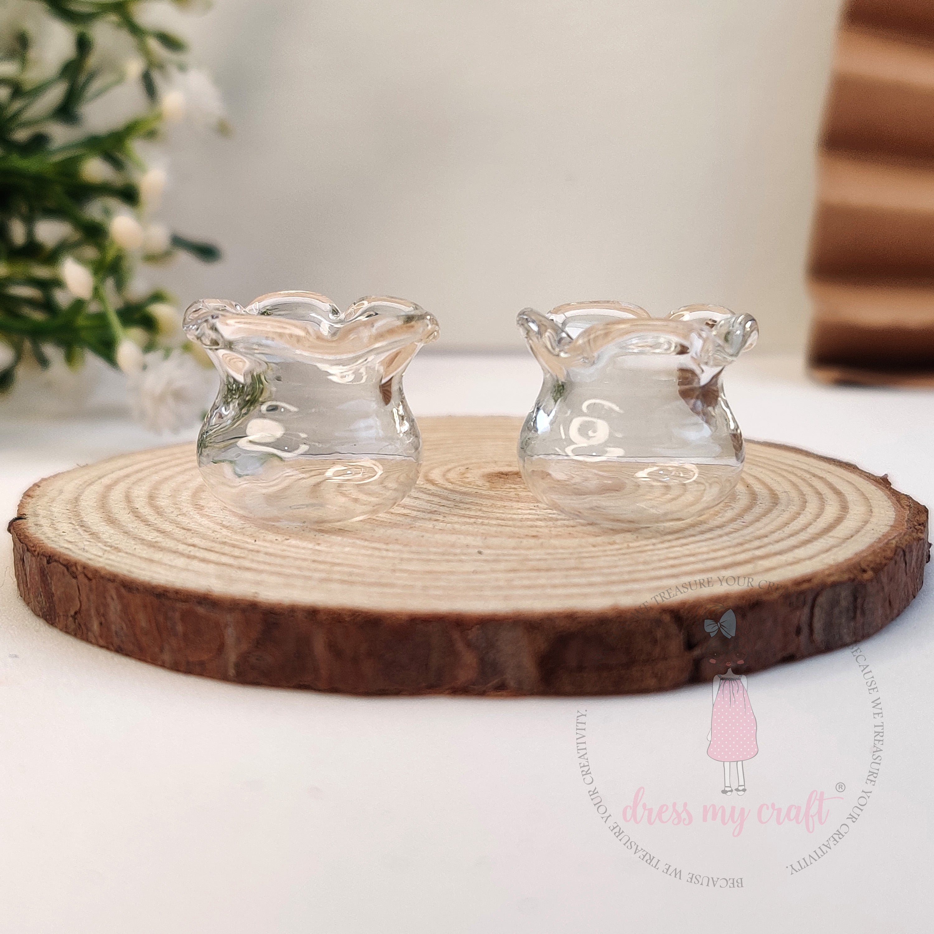 Mini flower vase - wavy round