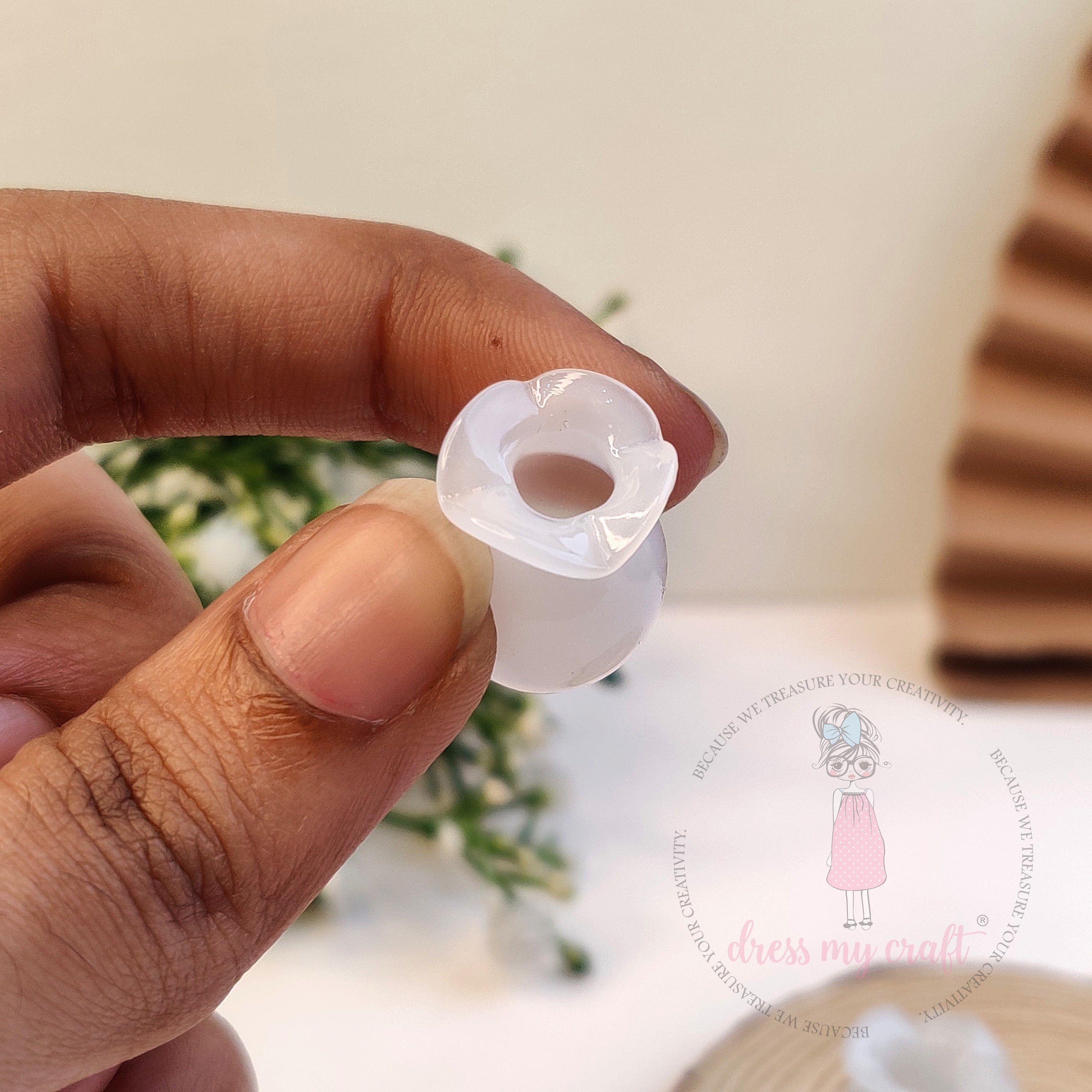 Mini flower vase - frosted